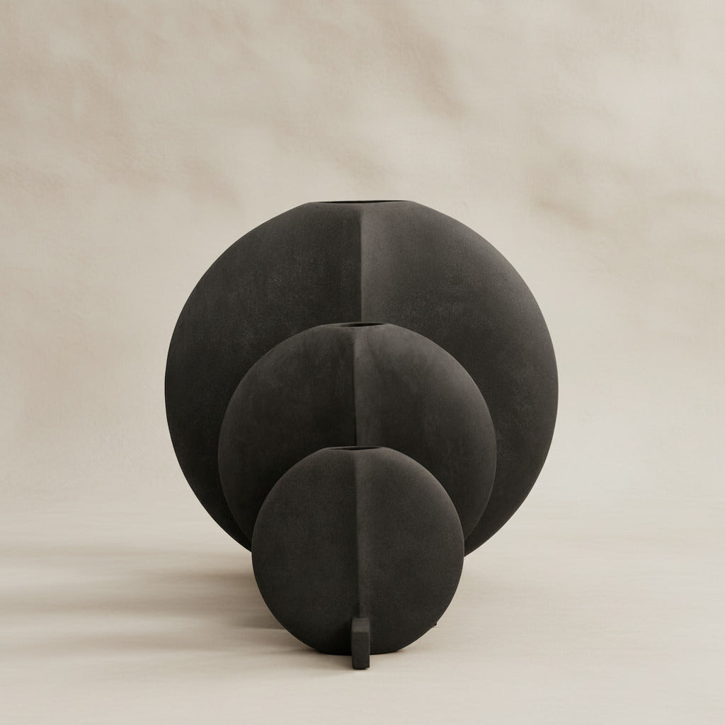 Guggenheim Vase, Petit - Black
