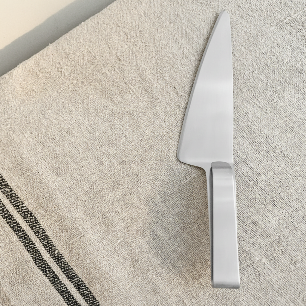 EM cake knife/spade