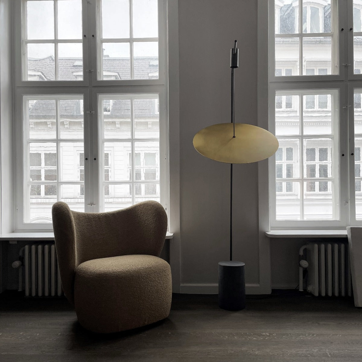 The Moon Floor Lamp - Bronze/Brass UL