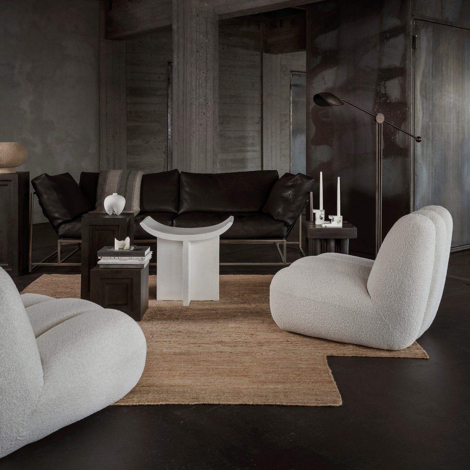 Toe Chair - Bouclé