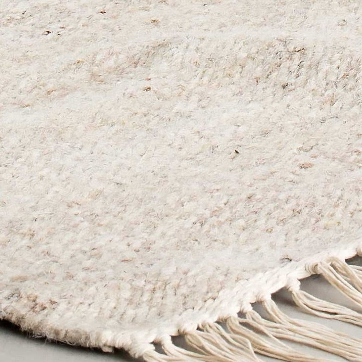 E-1027 White + White - Hand Woven Rug