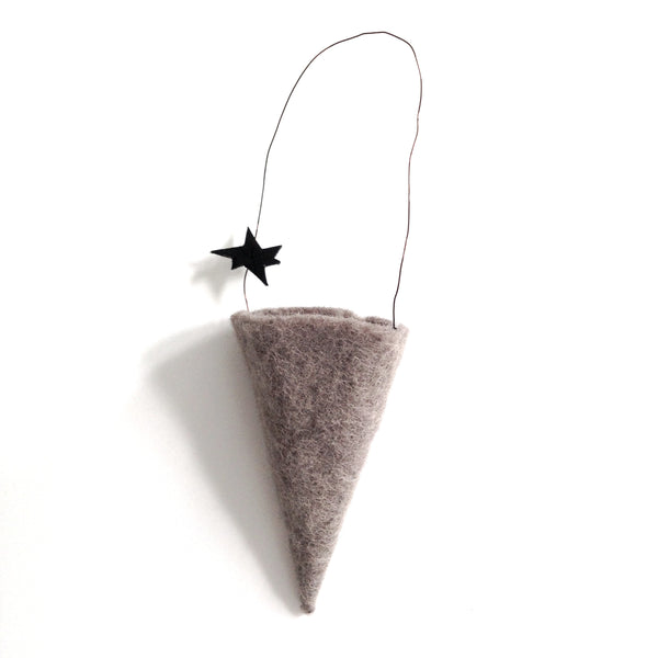 Holiday Ornament - felt cone, mocha. (box of 24)