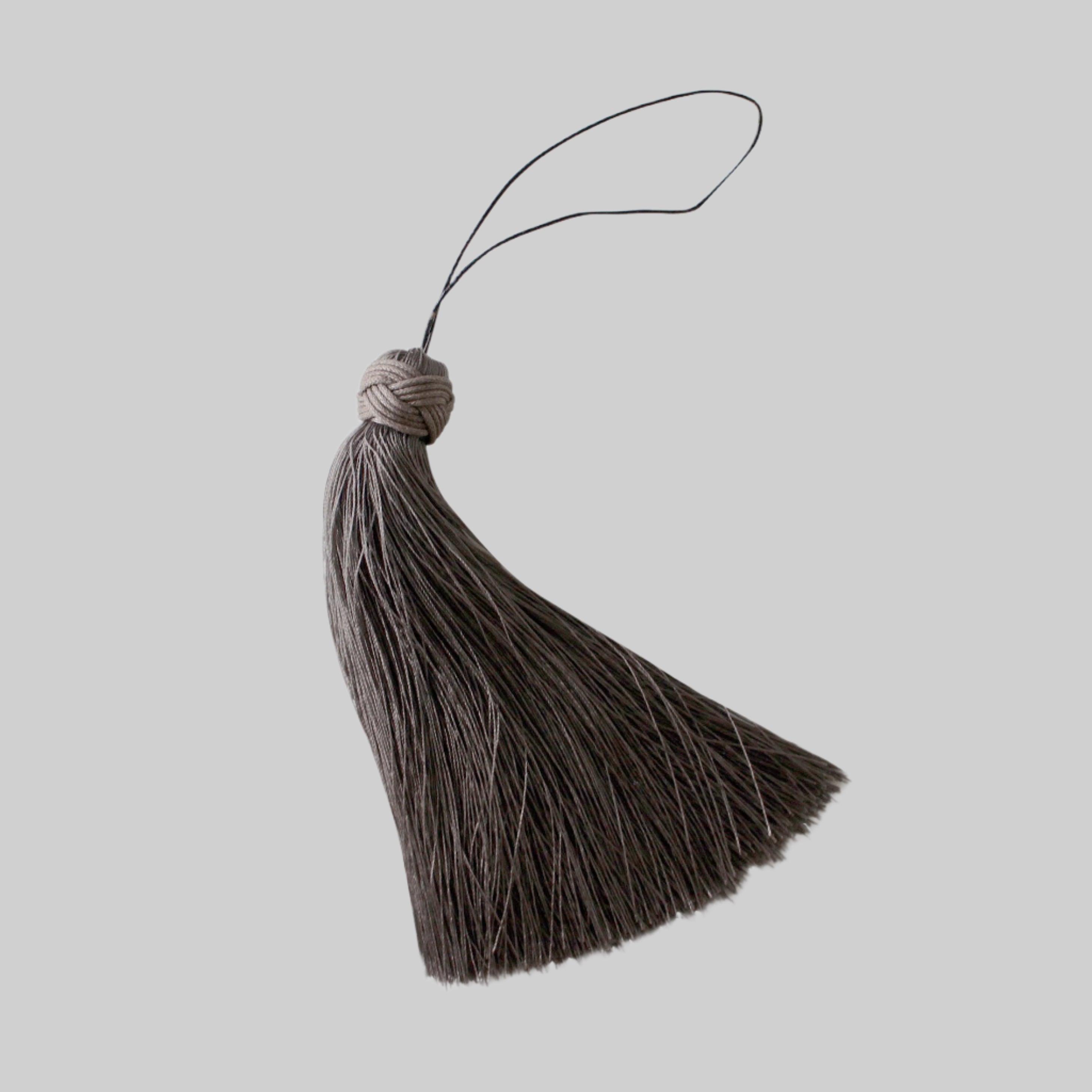 Holiday Ornament - tassel, smoke. (box of 25)