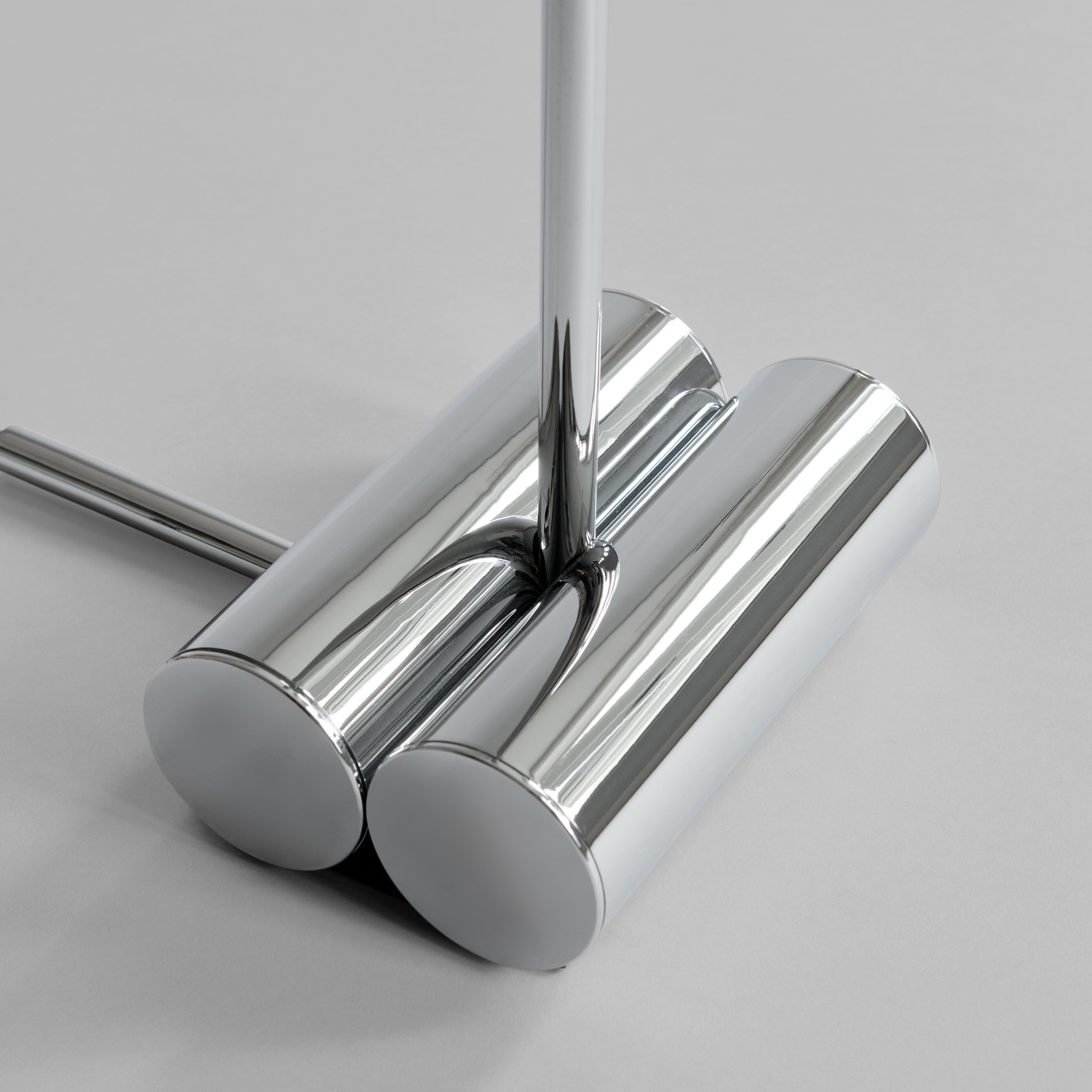 101 Copenhagen - Snake Floor Lamp - Chrome - Floor Lamp