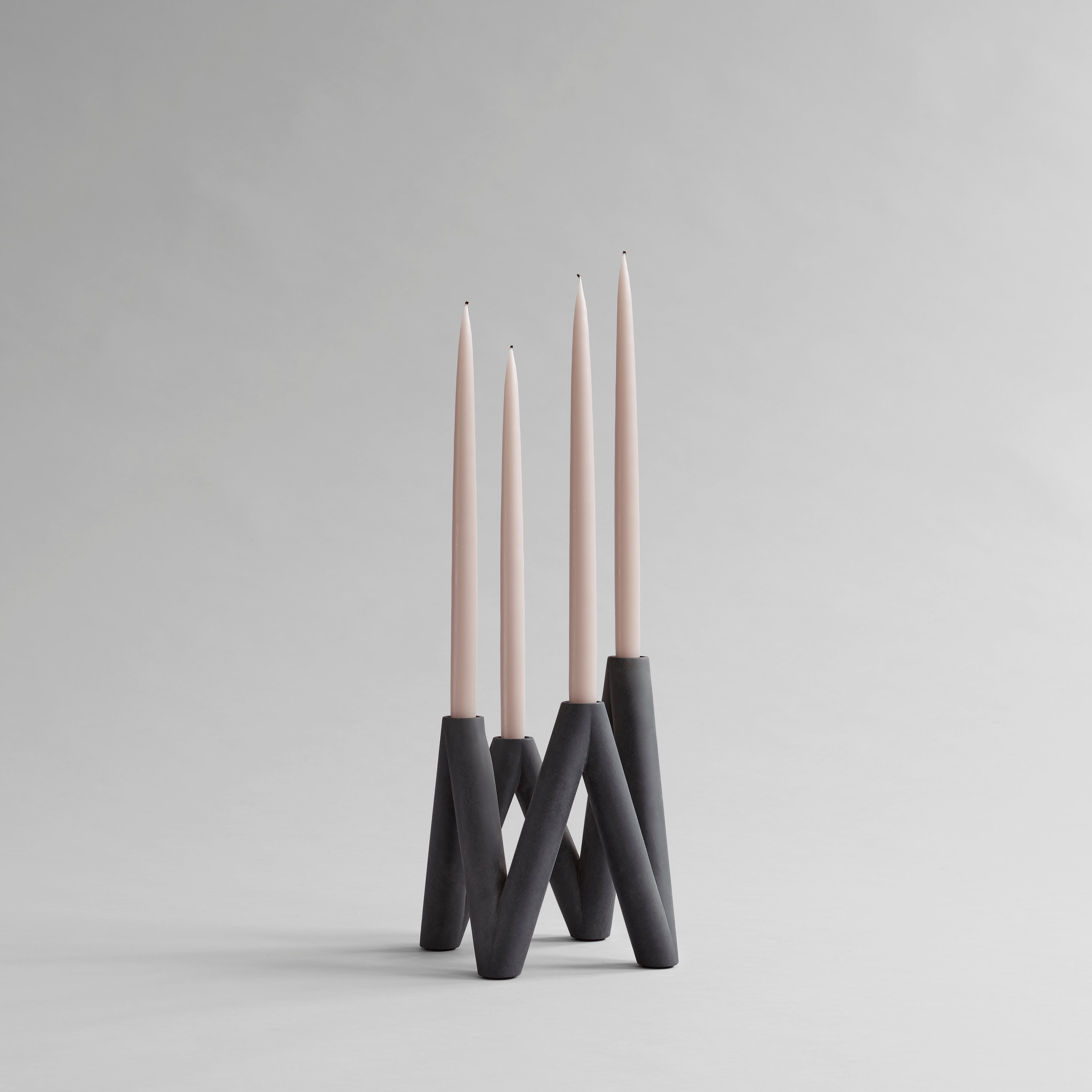 W Candleholder - Black