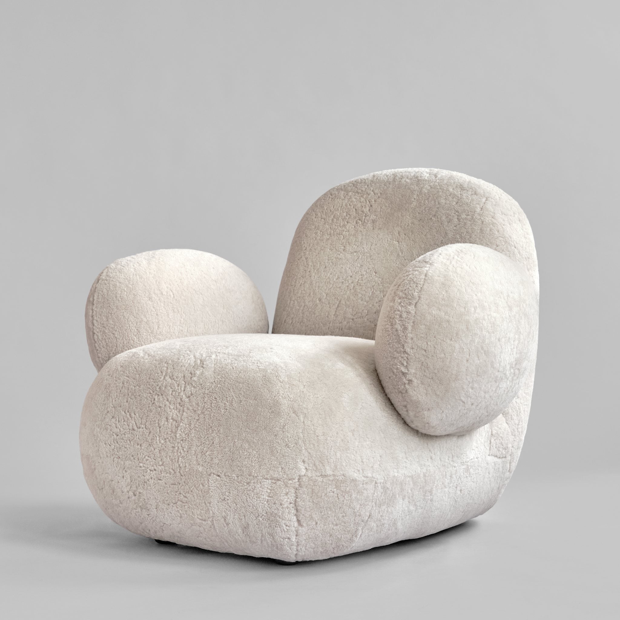 Toe Armchair, Flat - Sandshell Sheepskin*