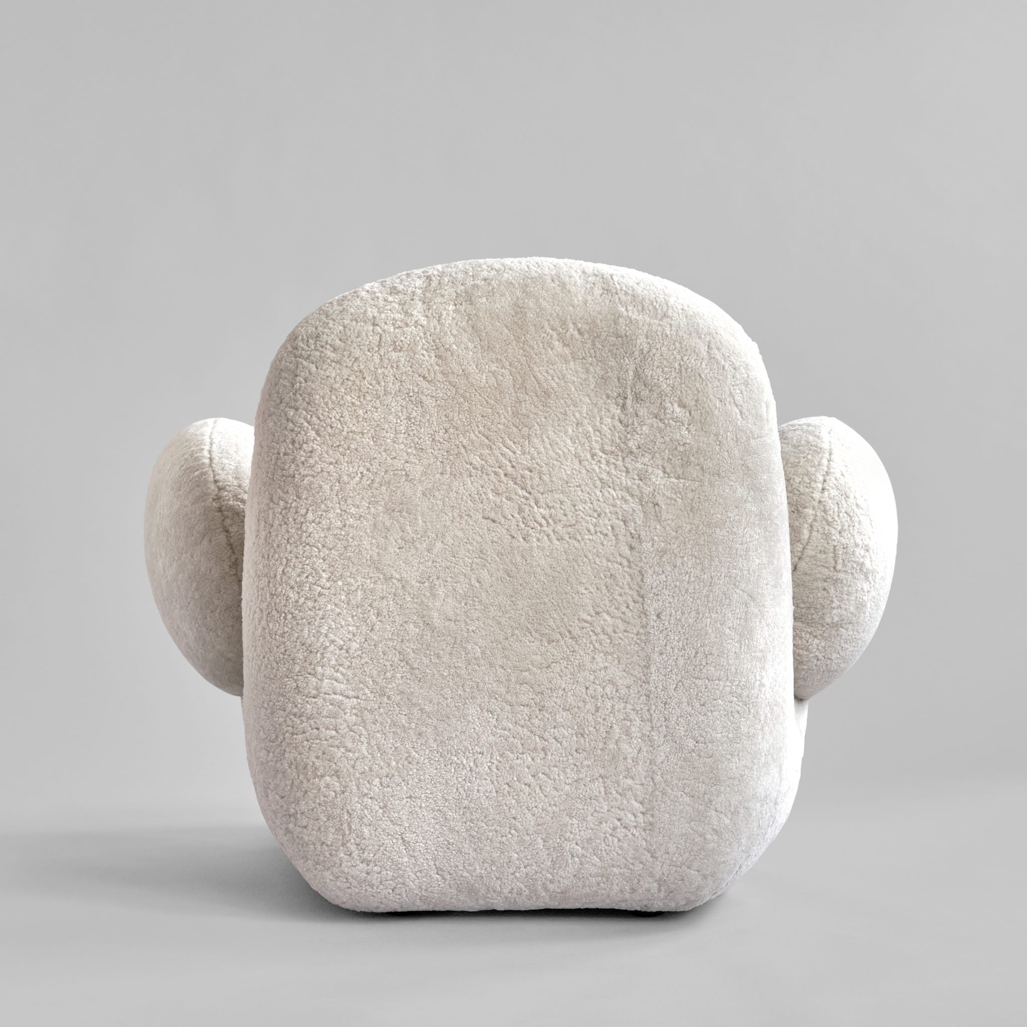 Toe Armchair, Flat - Sandshell Sheepskin*
