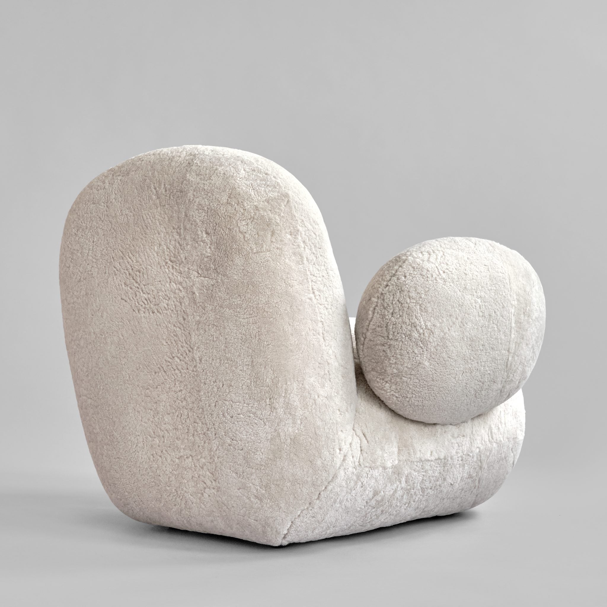 Toe Armchair, Flat - Sandshell Sheepskin*