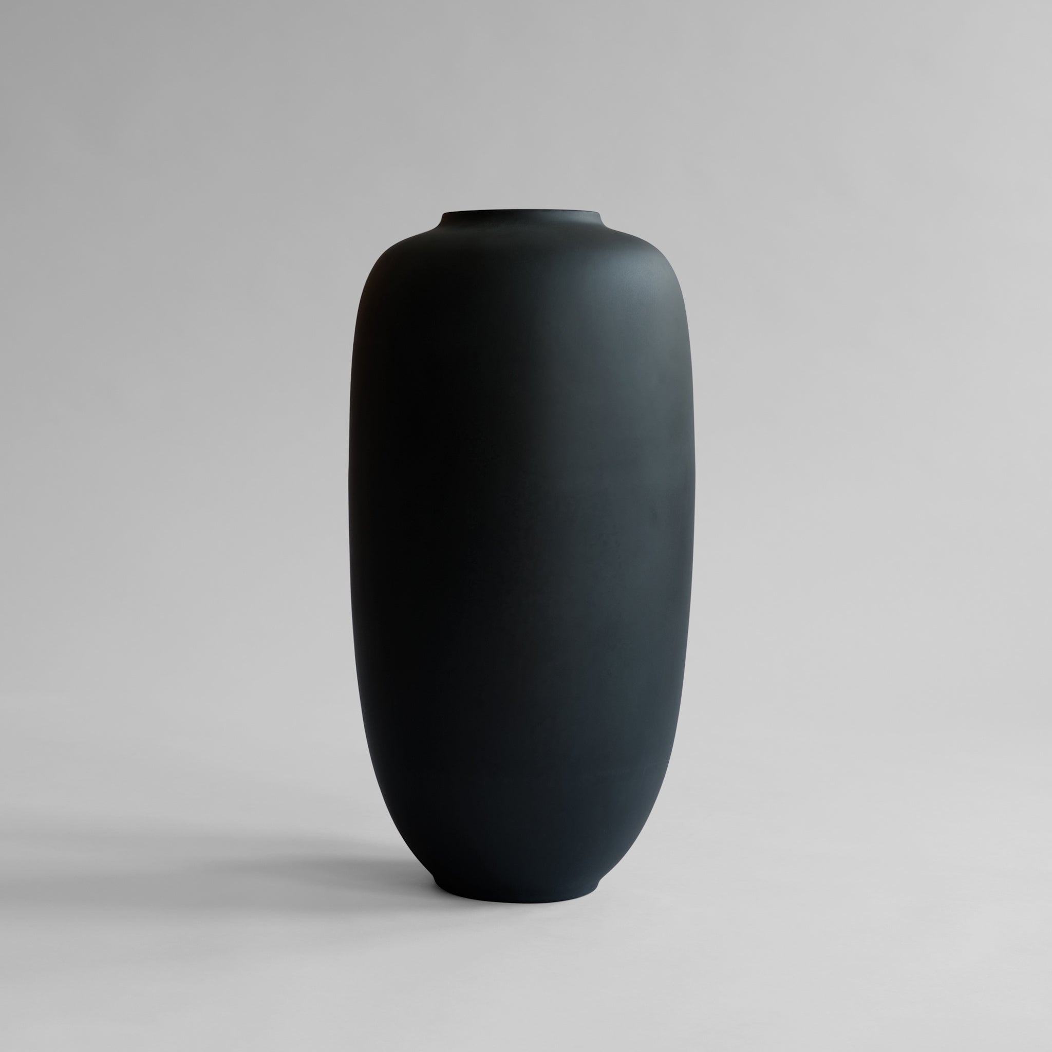 Sunao Vase Slim, Hexa - Black*