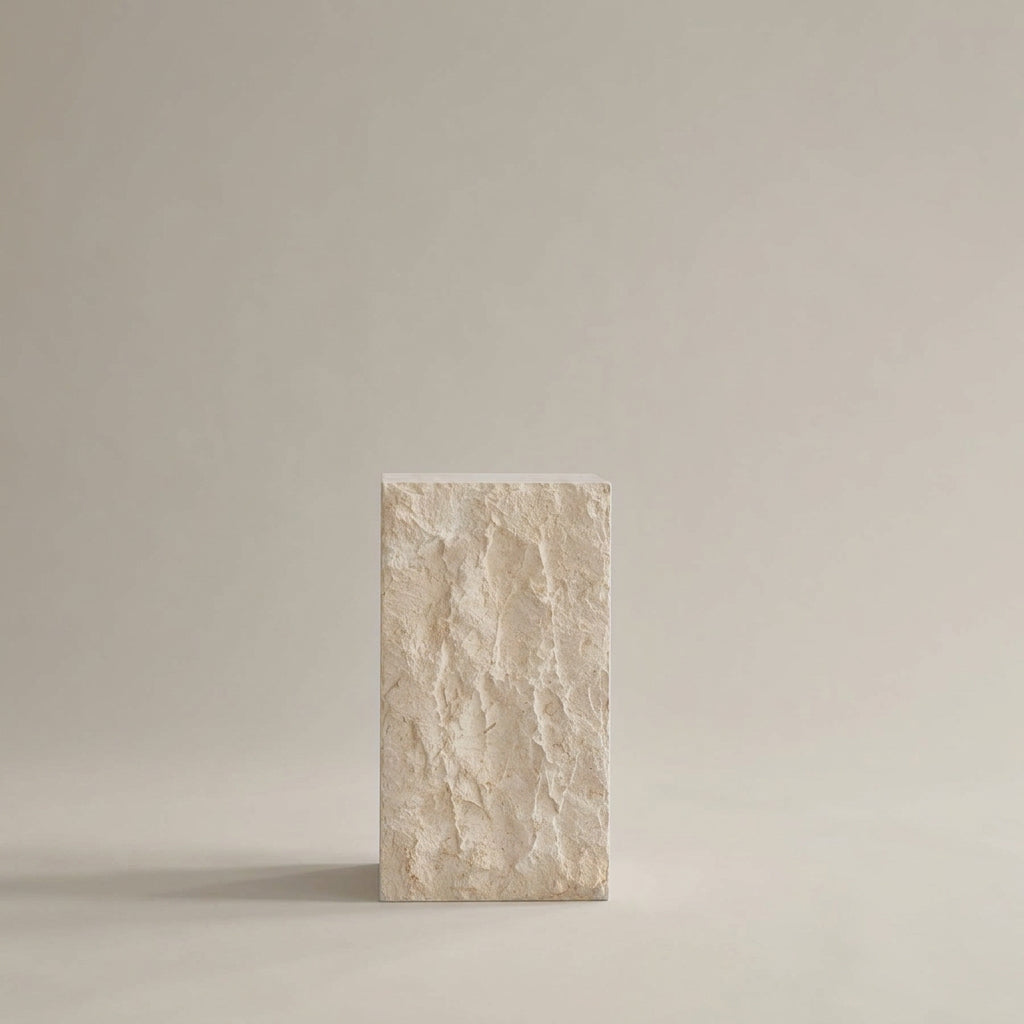 Podium, Medio - Limestone