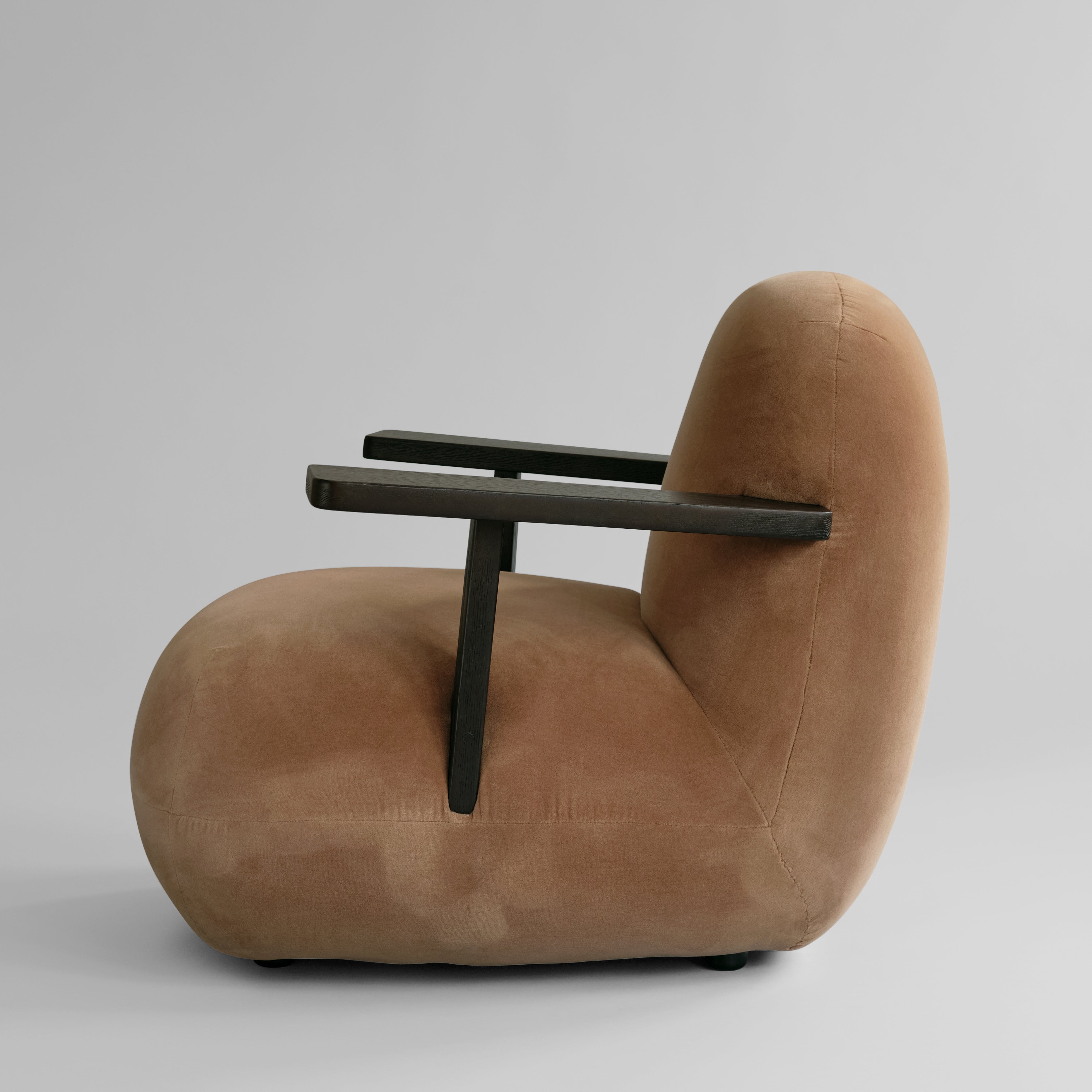 Toe Chair Armrest - Coffee Black Oak / Desert