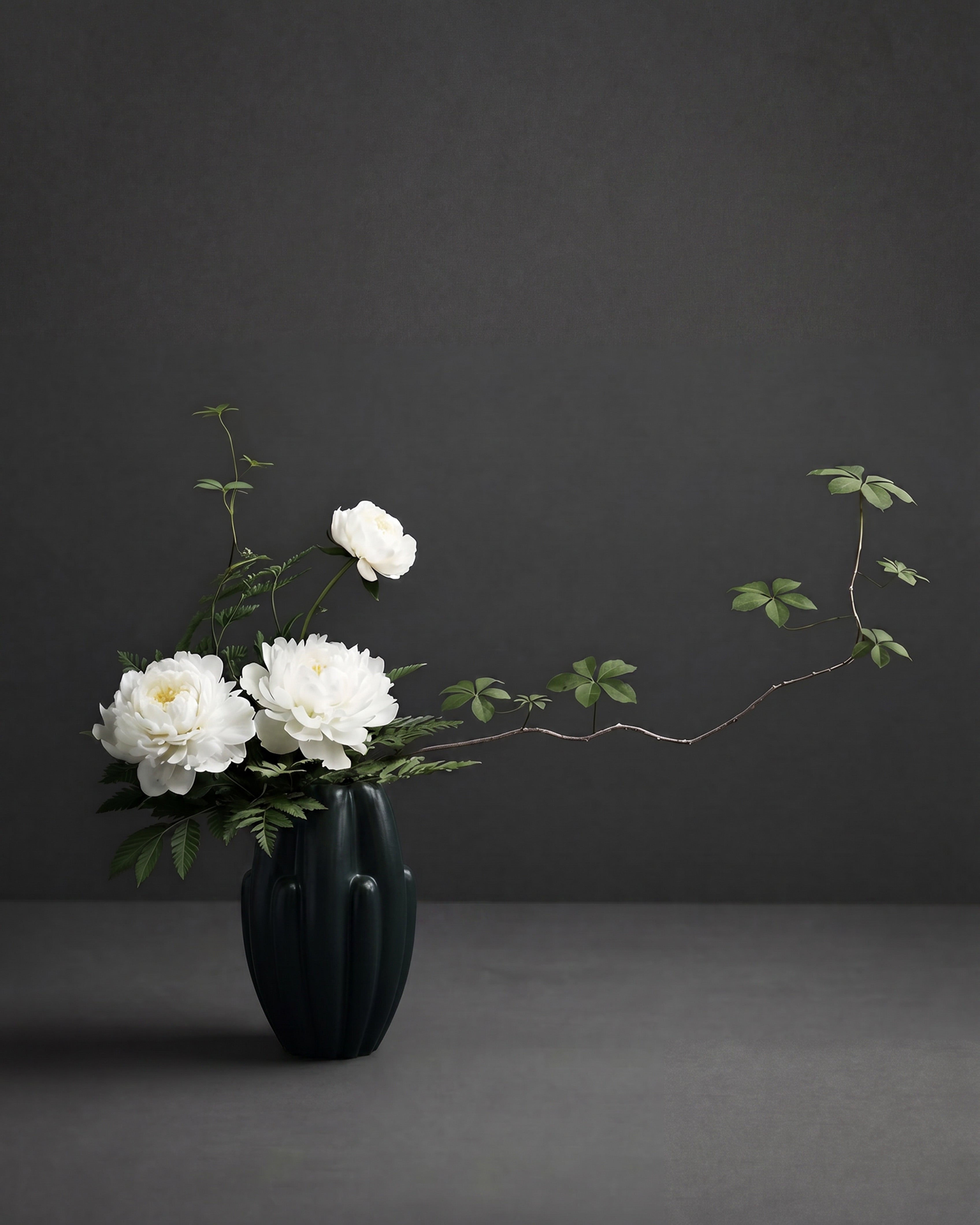 Bloom Vase Slim, Mini - Dark Green