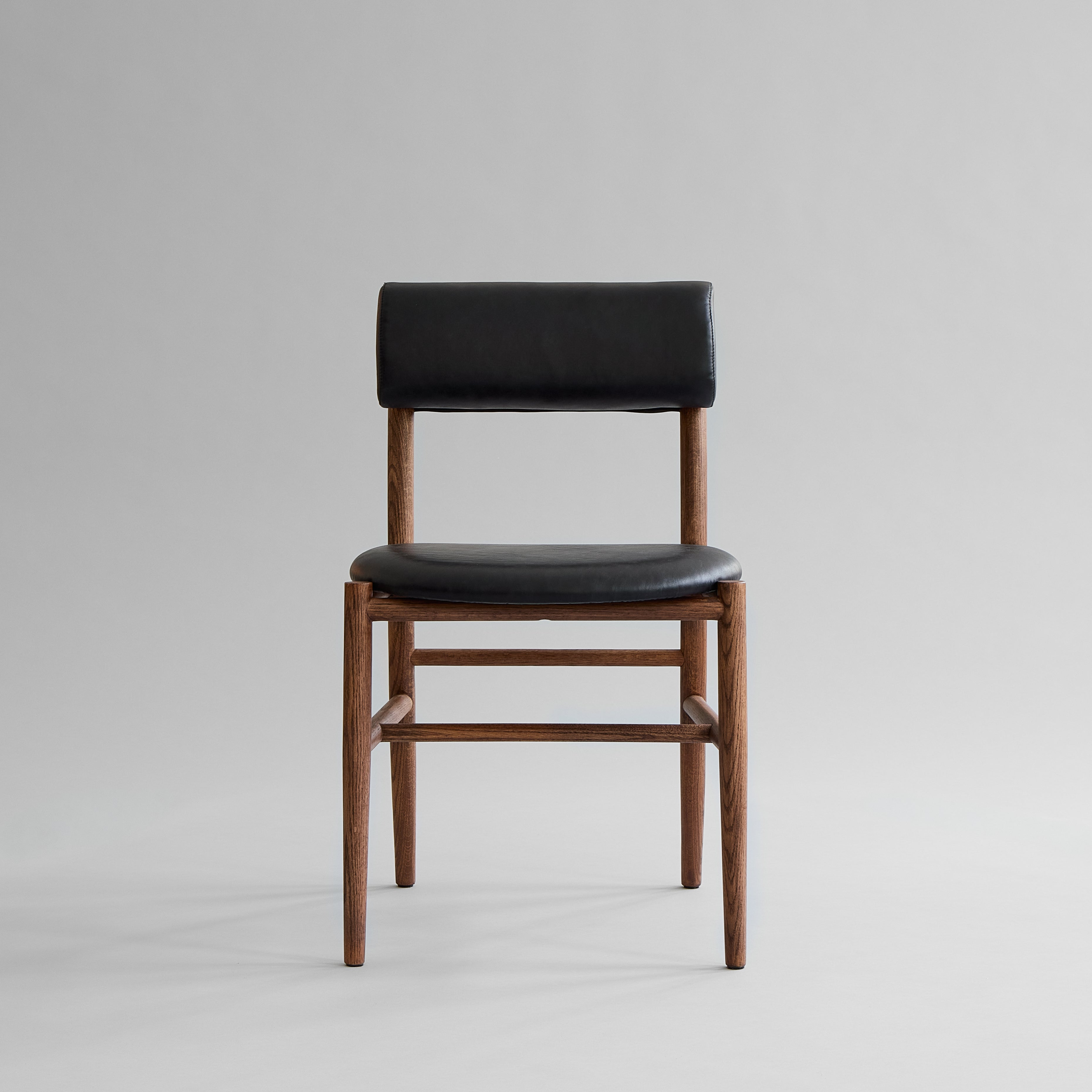 Nama Dining Chair, Classic Brown Oak - Aniline Leather Black