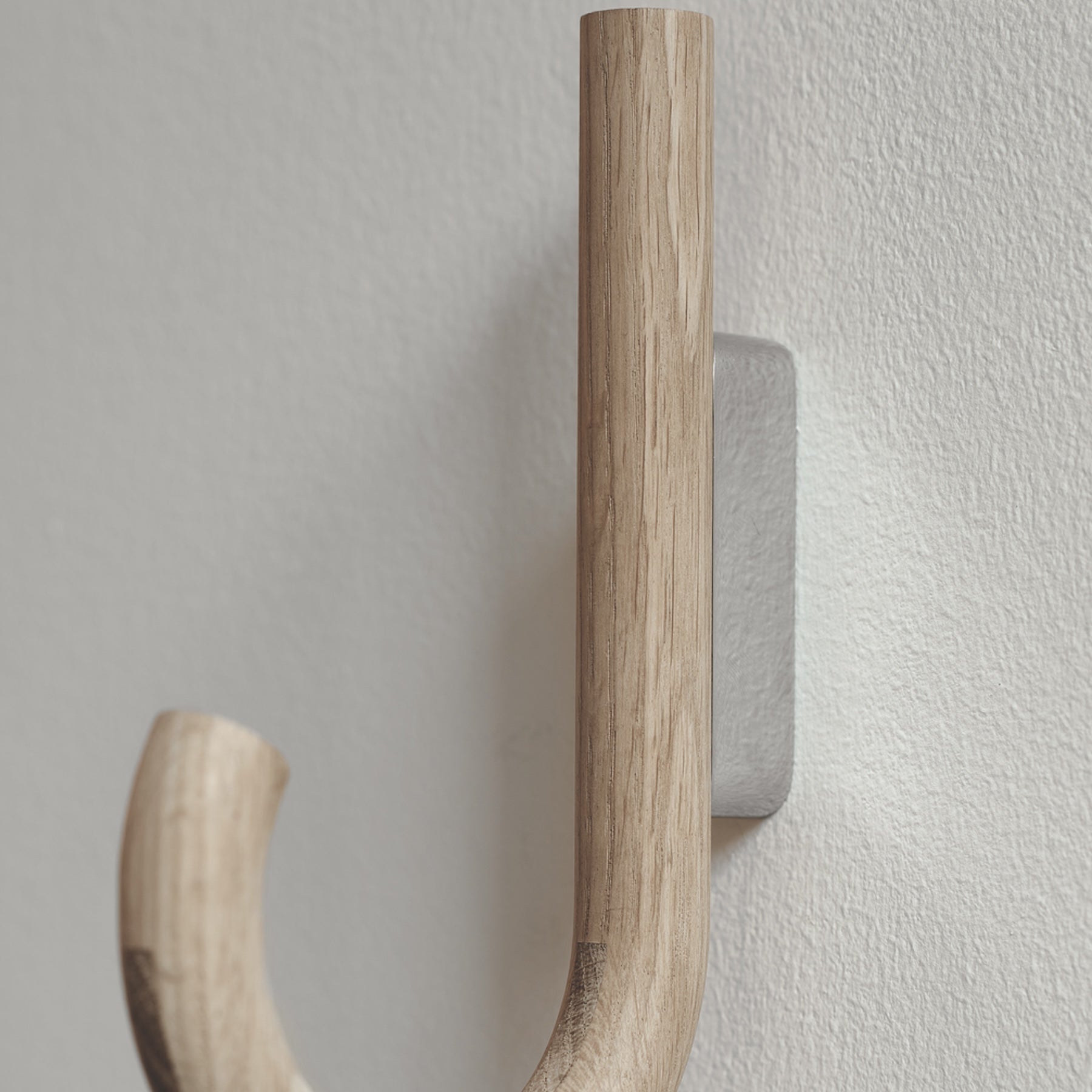 HOOK Big, oak-chrome