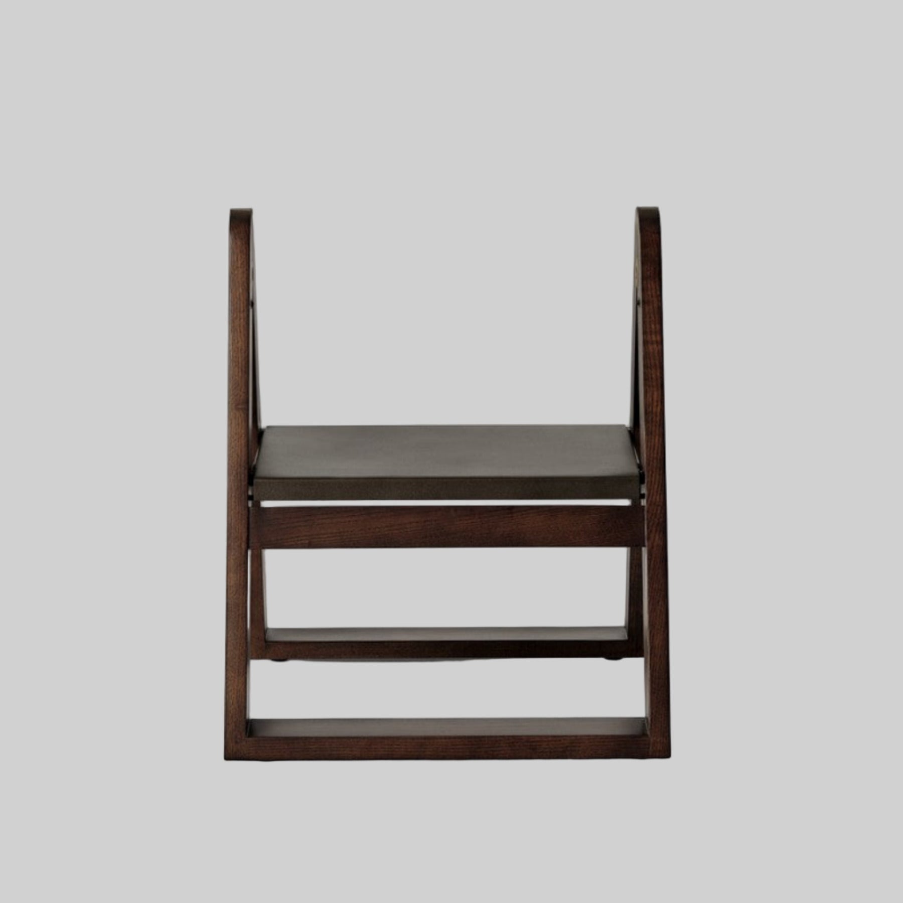 REECH Step Stool, Dark Ash *Pre-order