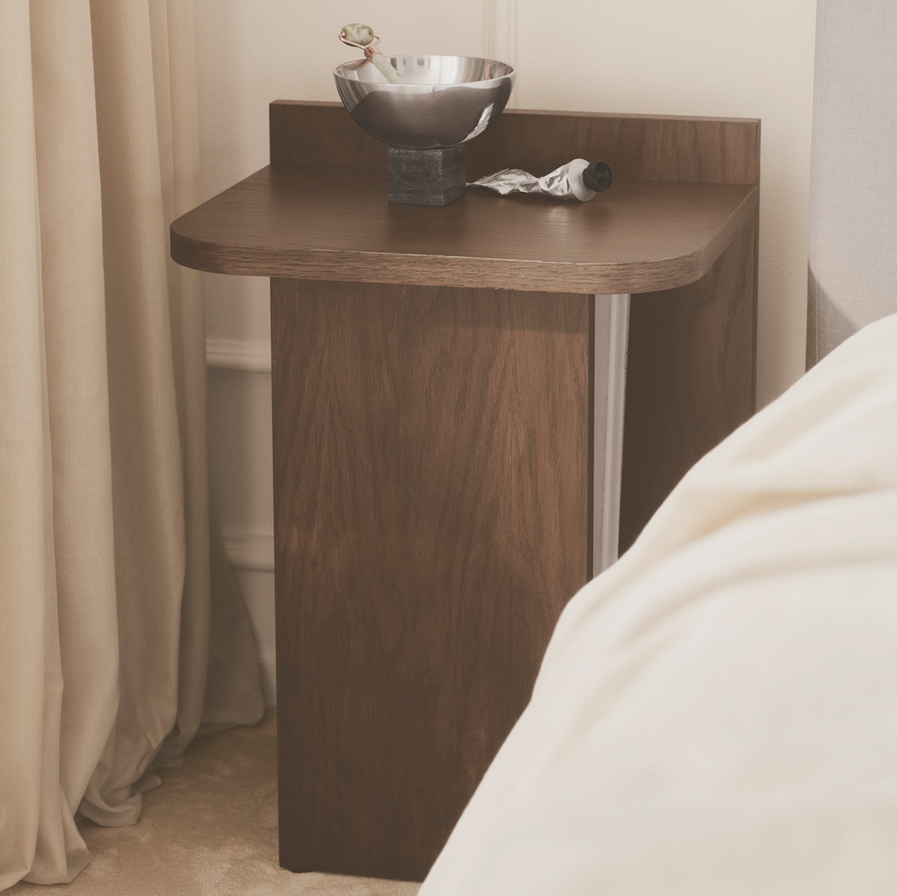 ISMO Side Table - Dark Oak