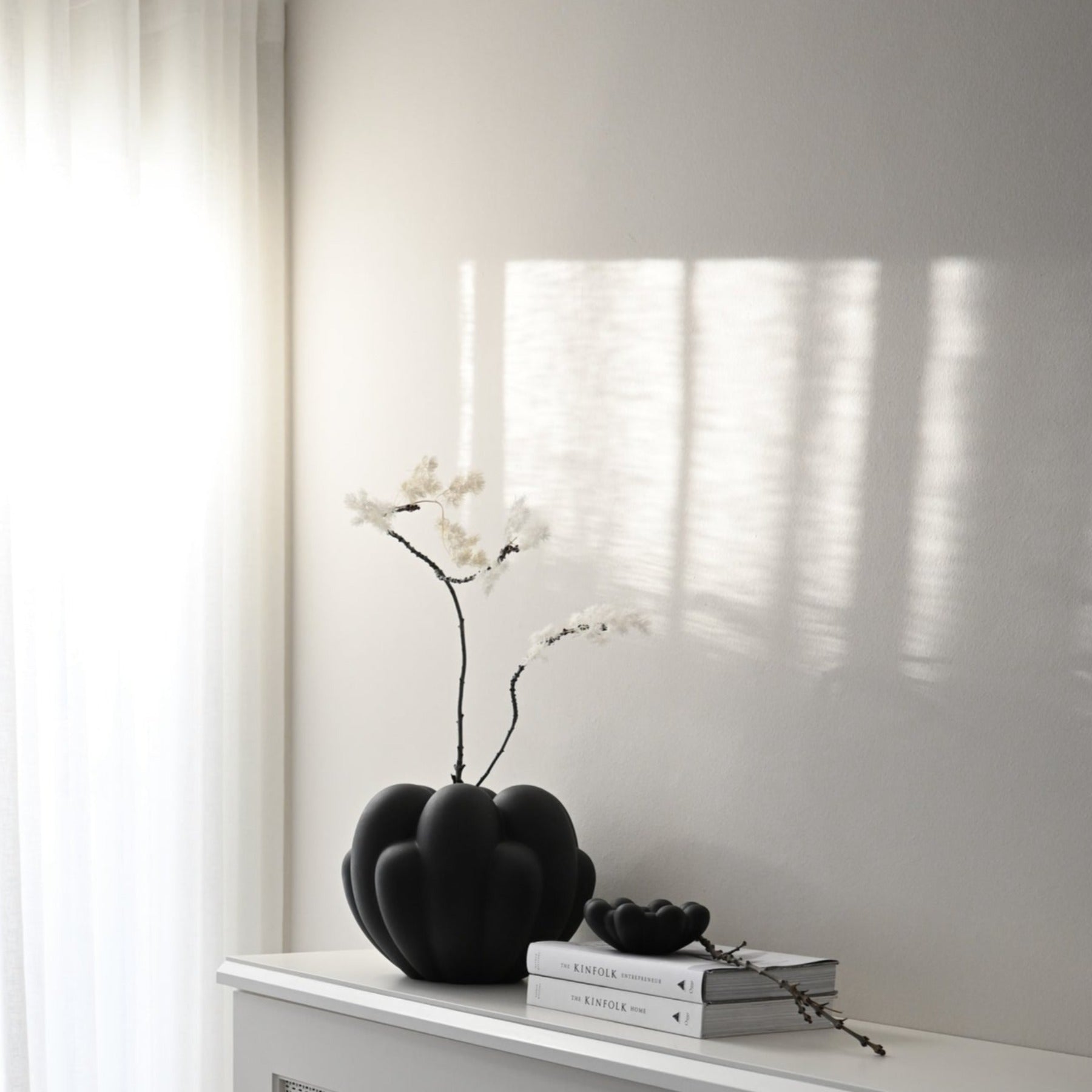 Bloom Vase, Mini - Black