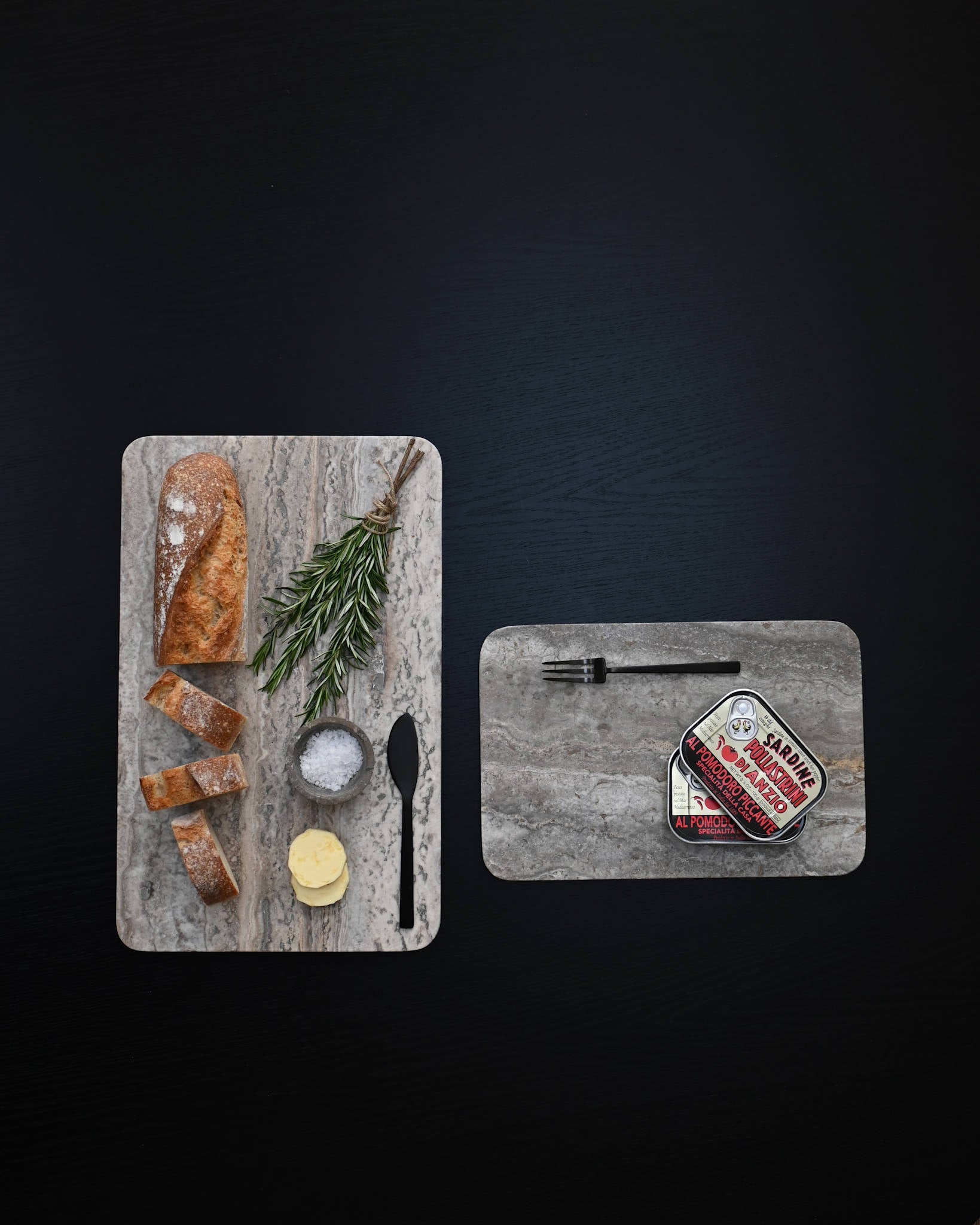 Enkei rectangular trays with bread and sardines