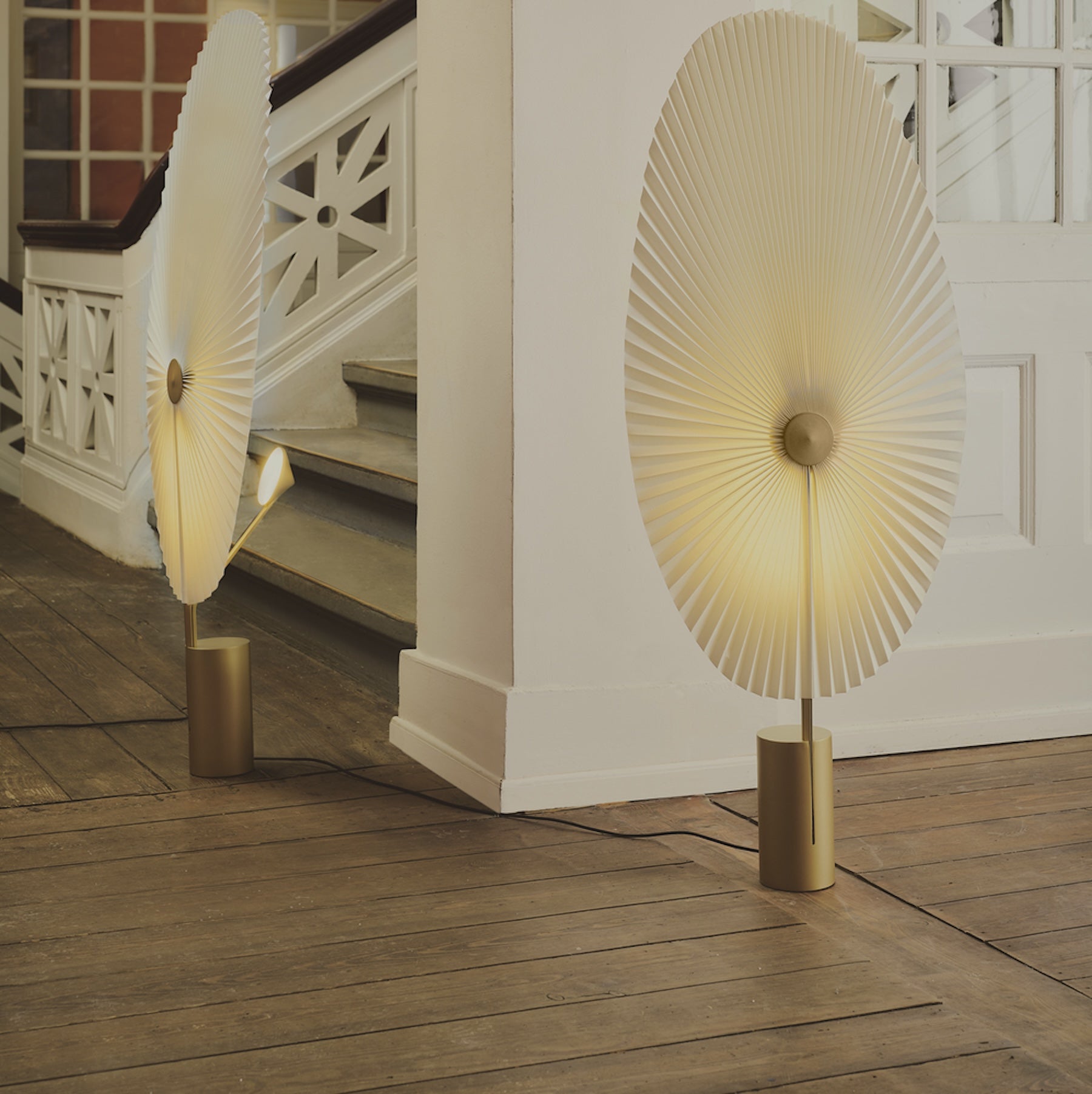 LIRIS Floor Lamp - Brass*