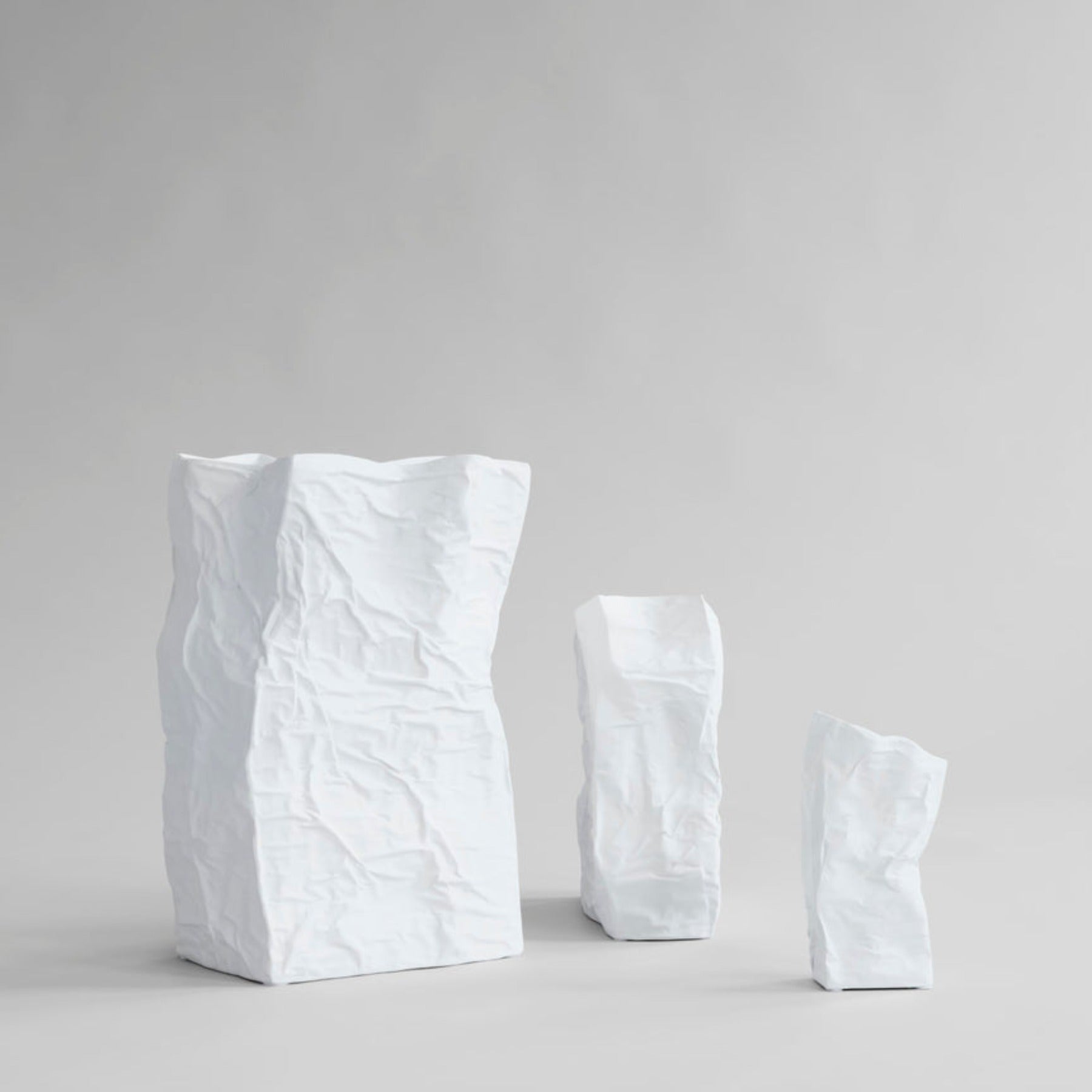 Kami Vase, Mini - Bone White