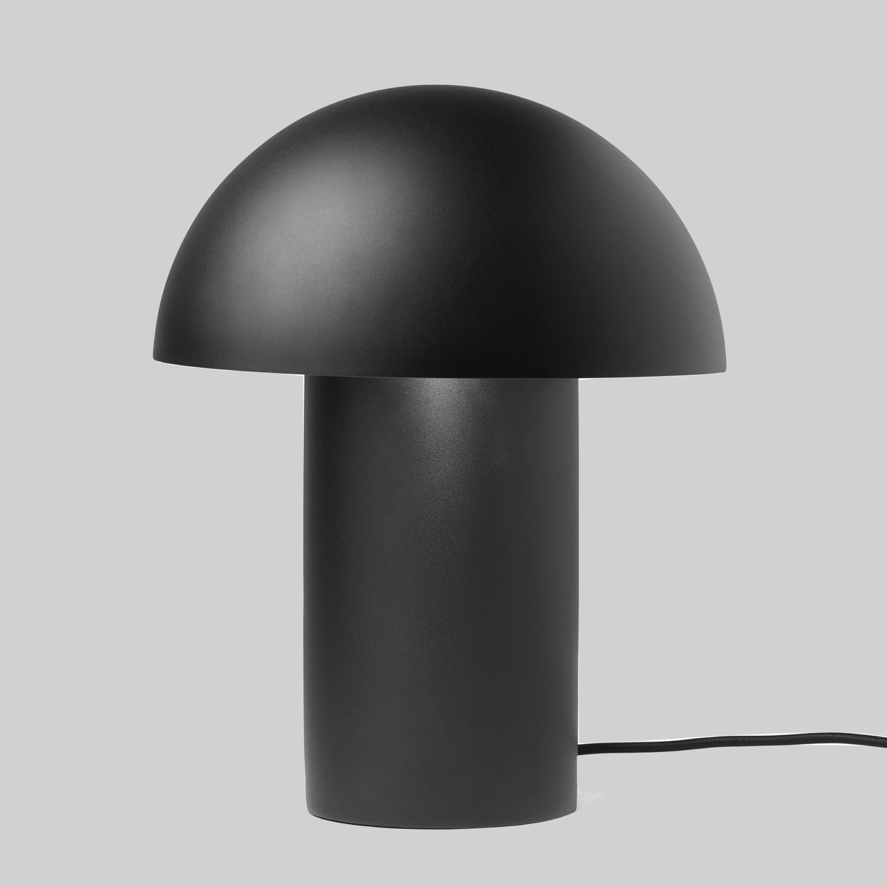 LEERY table lamp, black