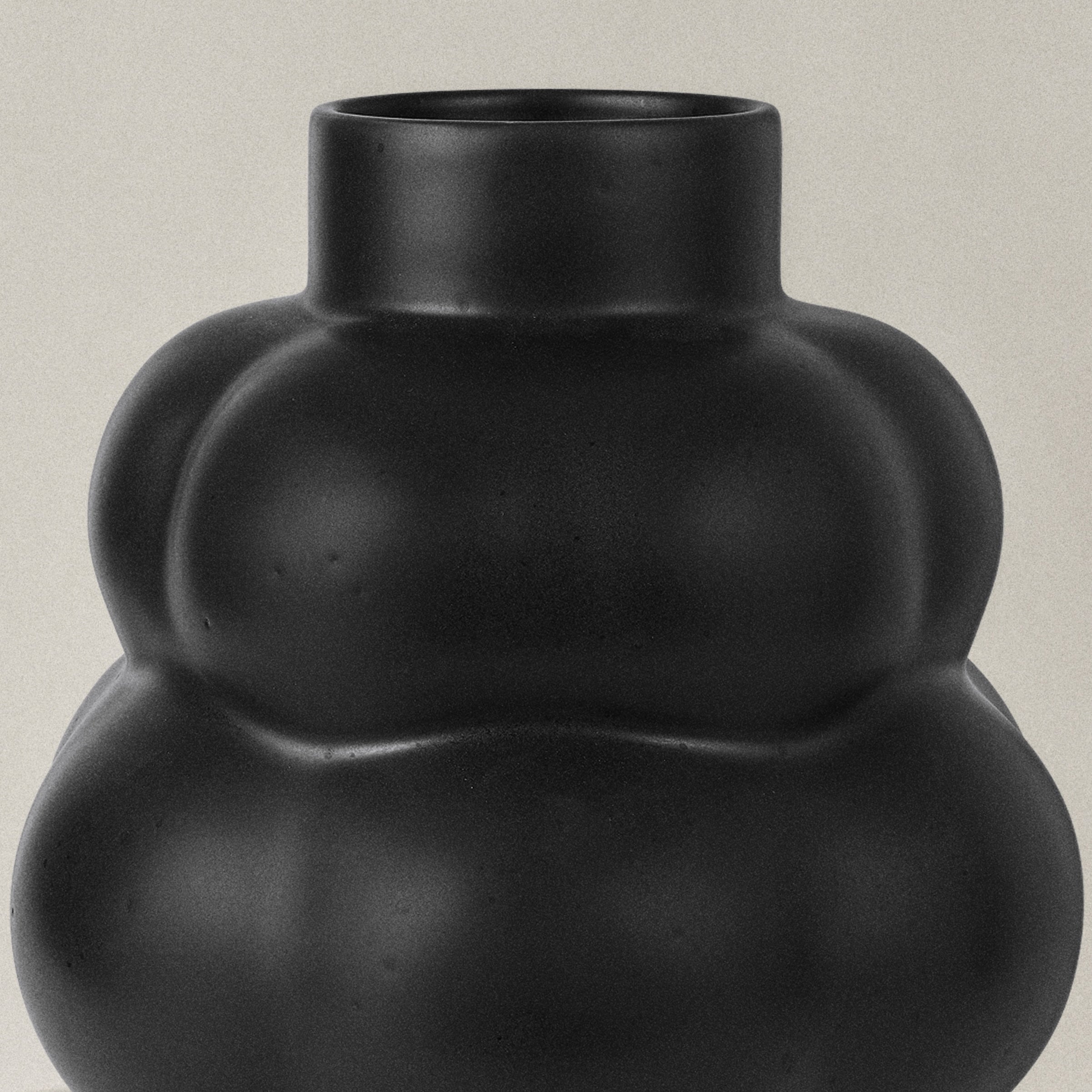 Balloon Vase 04 Grande Ink Black