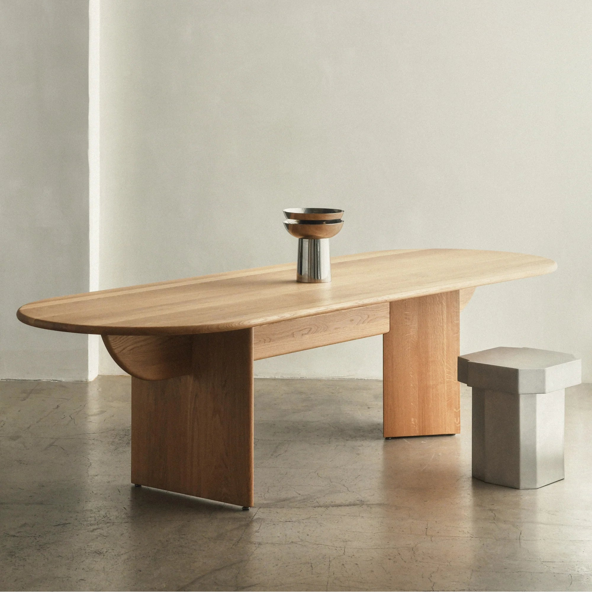 Pillabout Dining Table 02 - Natural Oak