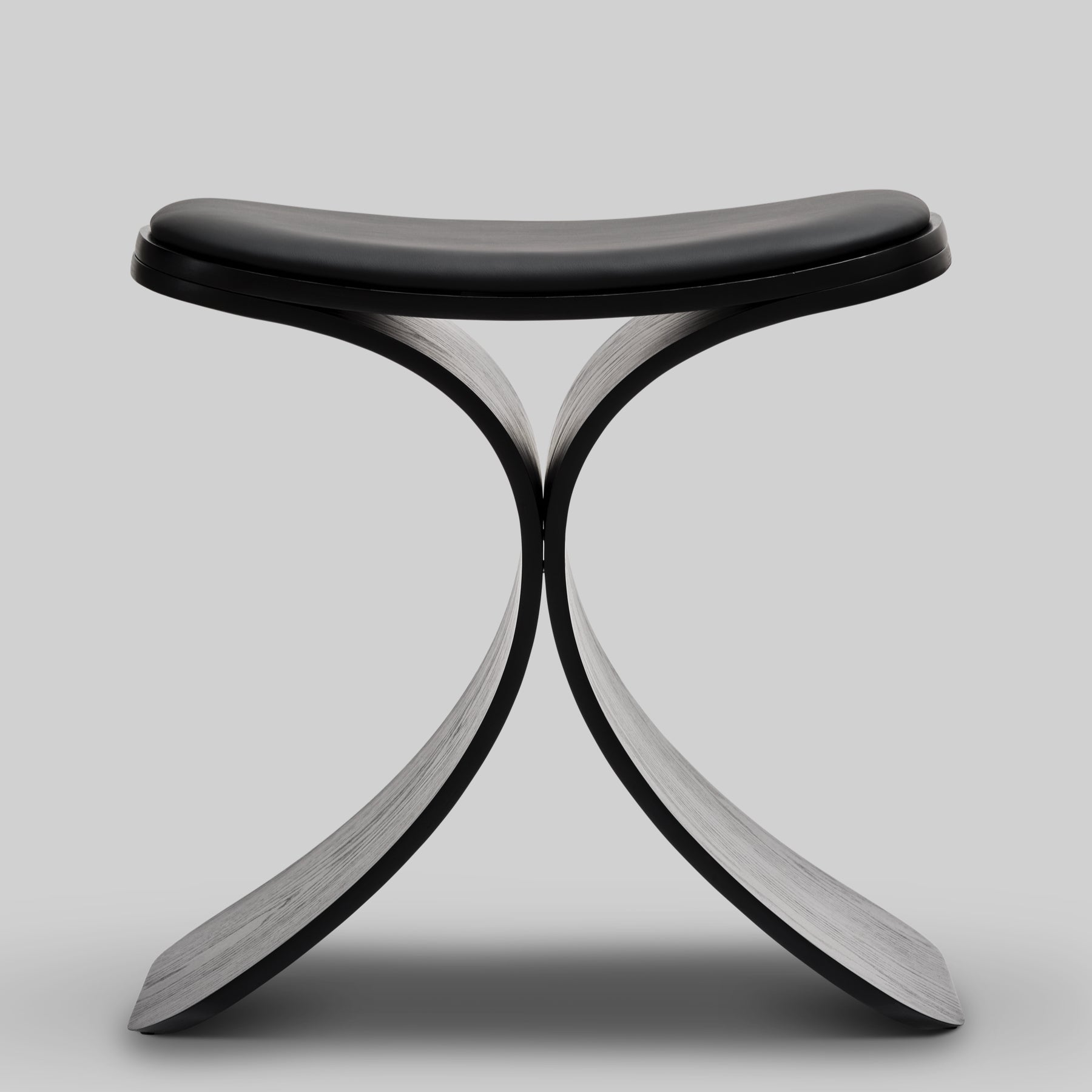 Luno Stool black oak/ black leather*