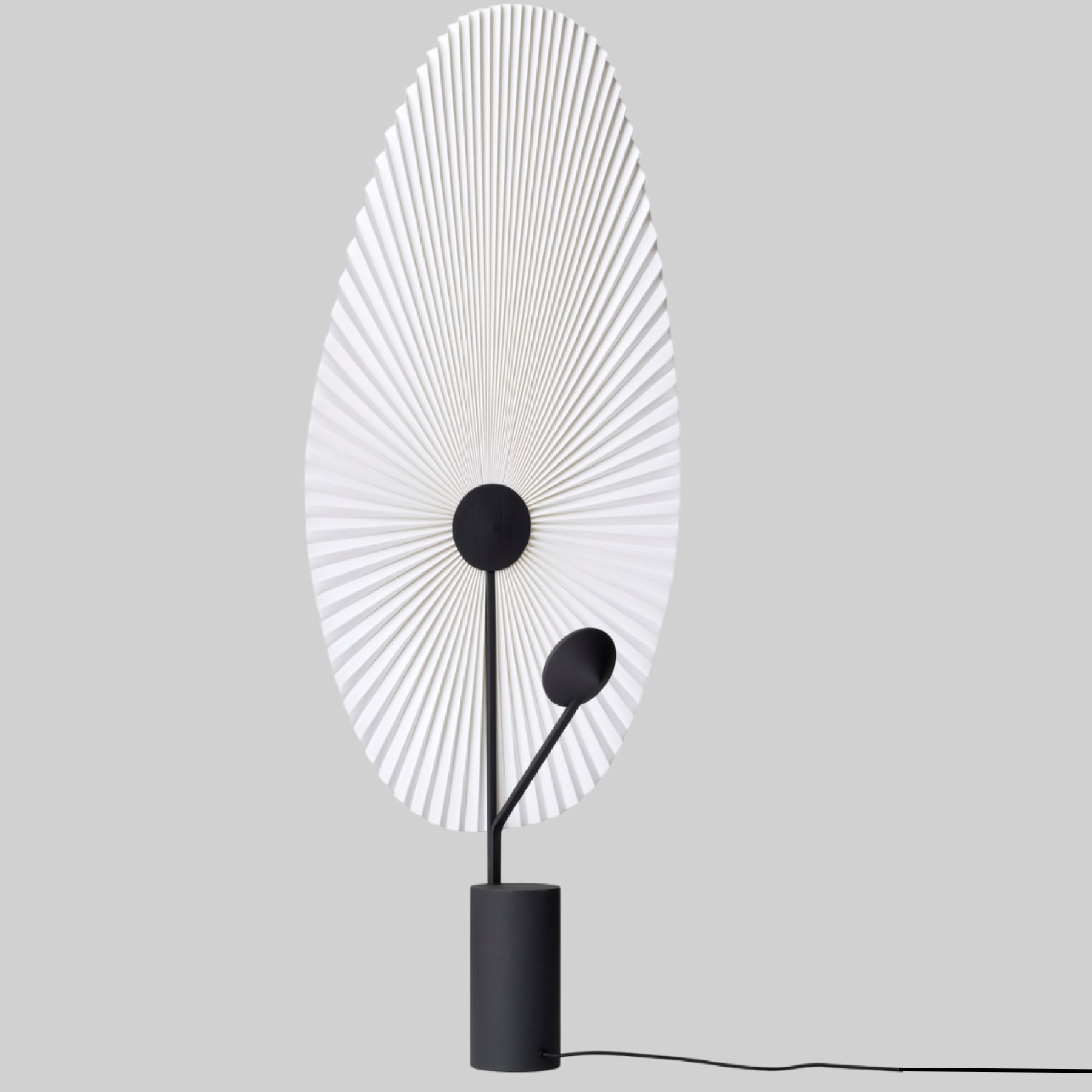 LIRIS Floor Lamp, Black*