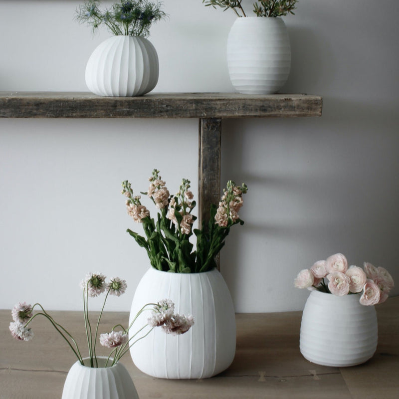Organic vase 02 -  white