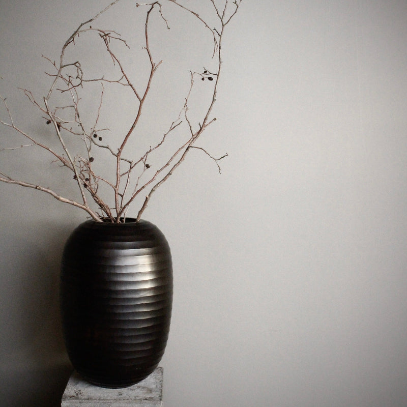 Organic vase 07 - black