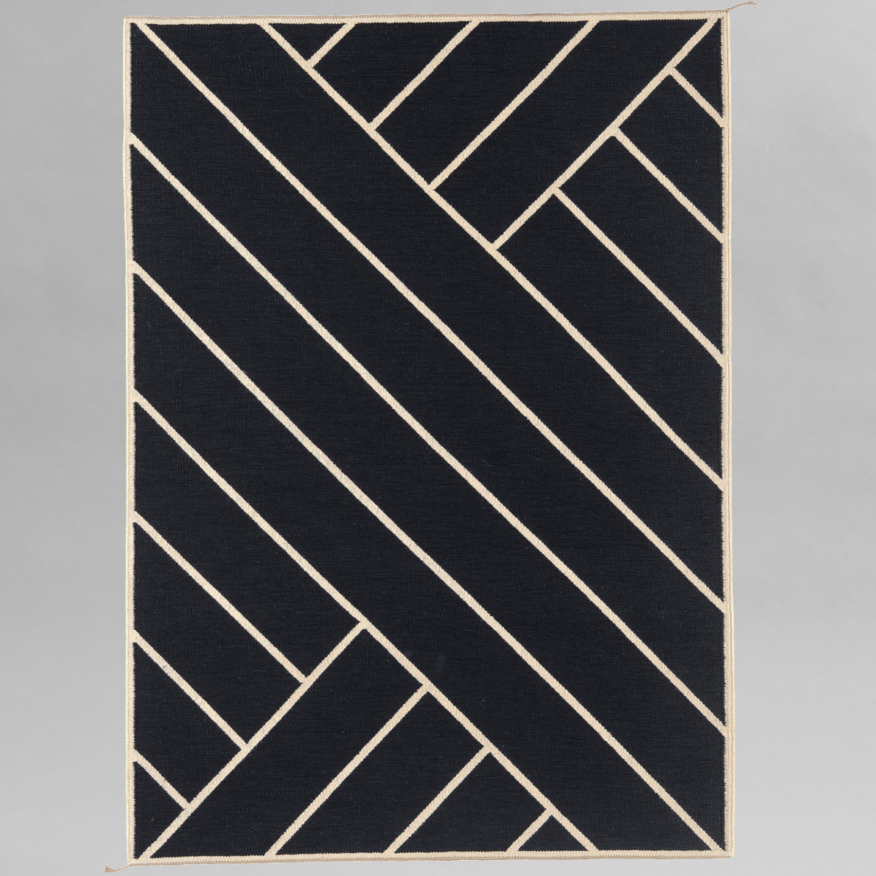 Vibeke Klint Rug VK-2, Black - 3 Standard Sizes