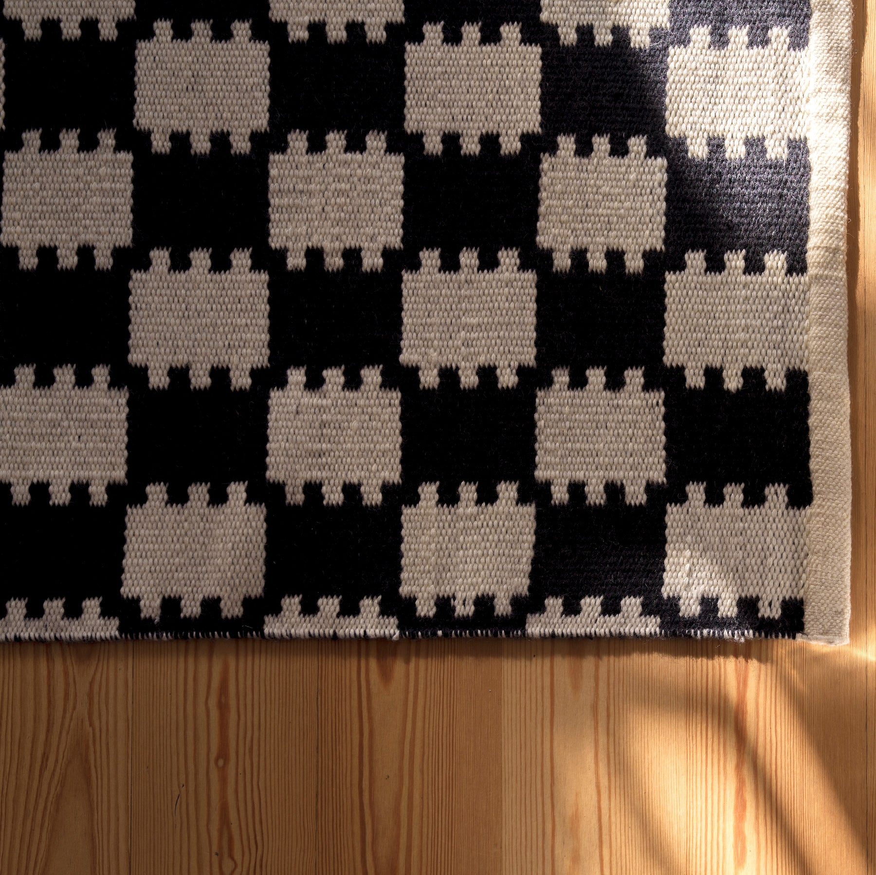 Vibeke Klint Rug VK-5, Black/Off-White, Runner 2.5' x 8'