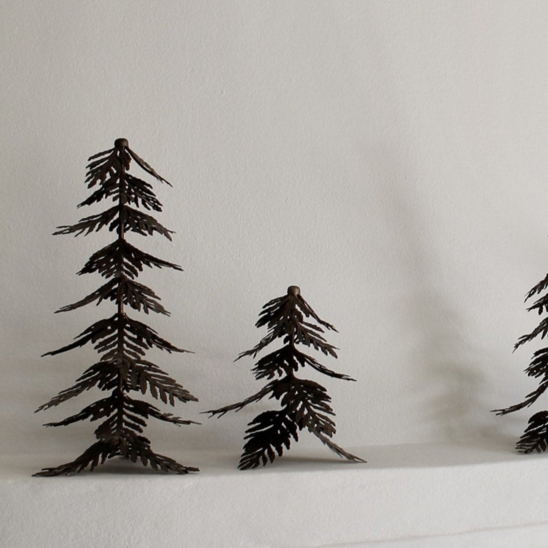 NOSTALGIA Tree, Tall - Black (box of 4)