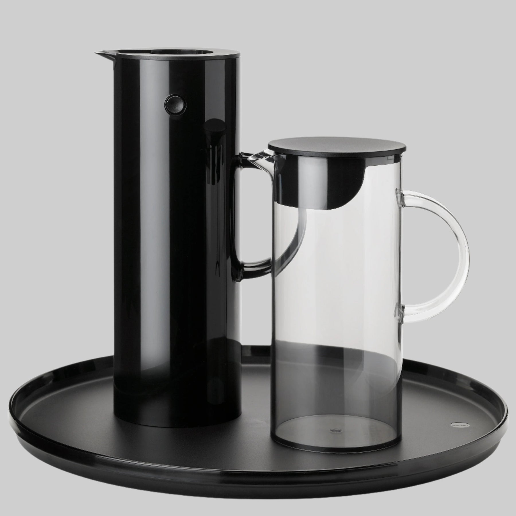 EM77 Jug with lid - Smoke/Black