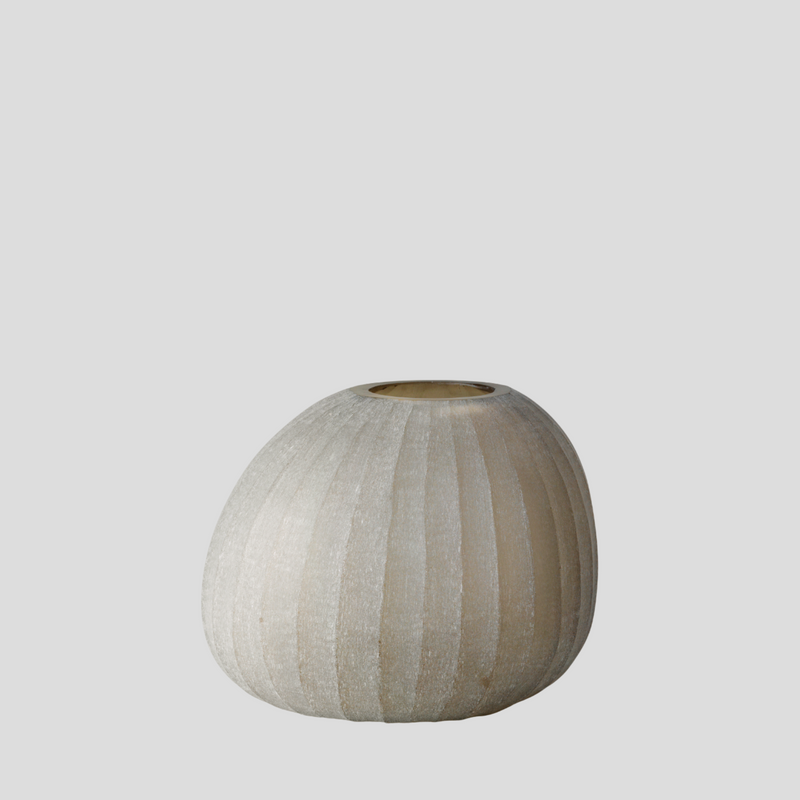 Organic vase 01 - sand