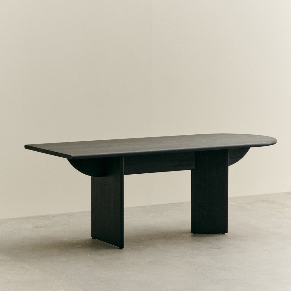 Pillabout Office Table 01 - Black