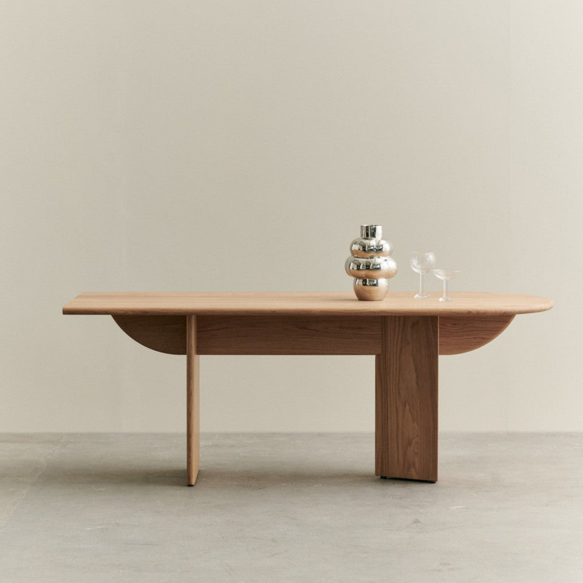 Pillabout Office Table 01 - Oak