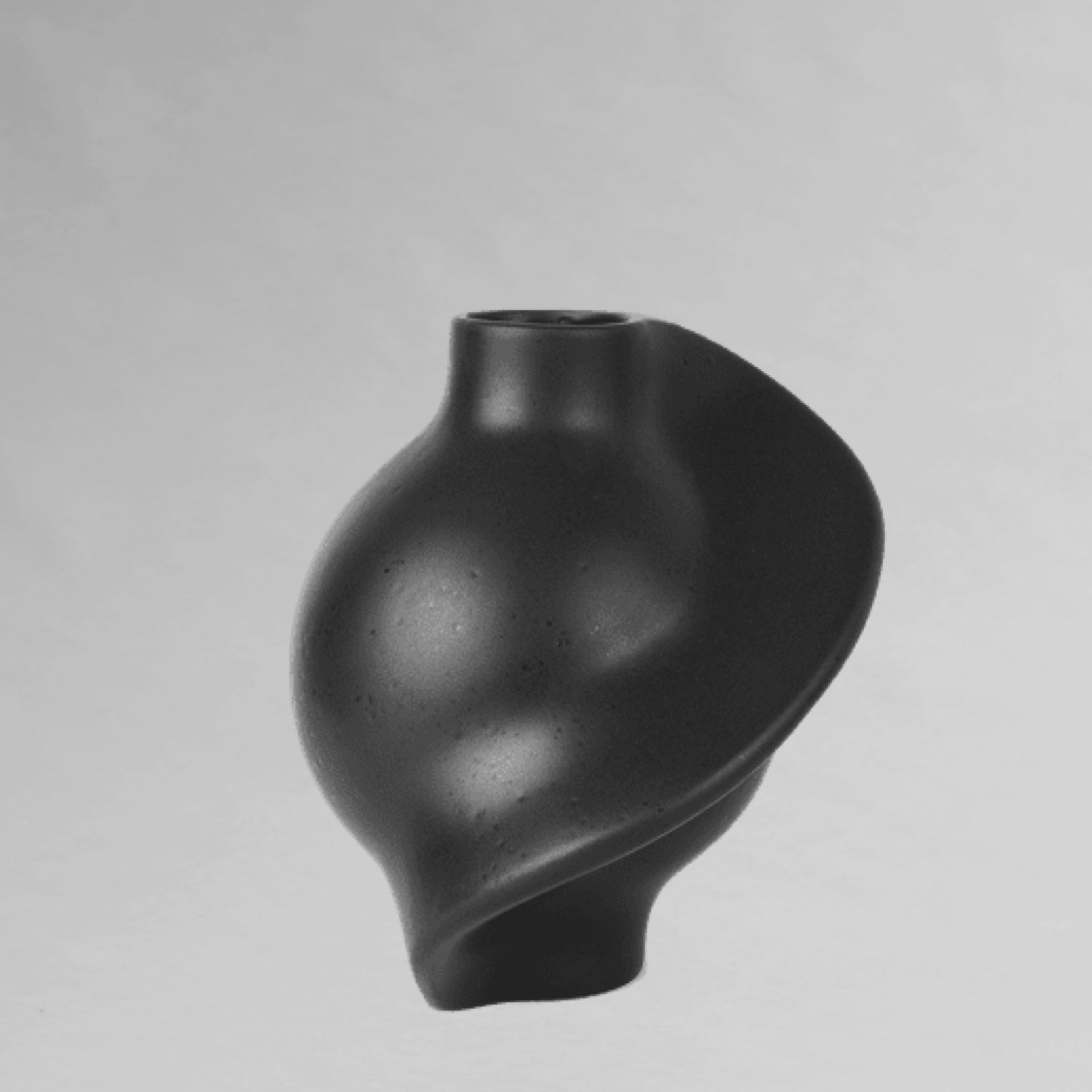Ceramic Pirout Vase 01 Ink Black