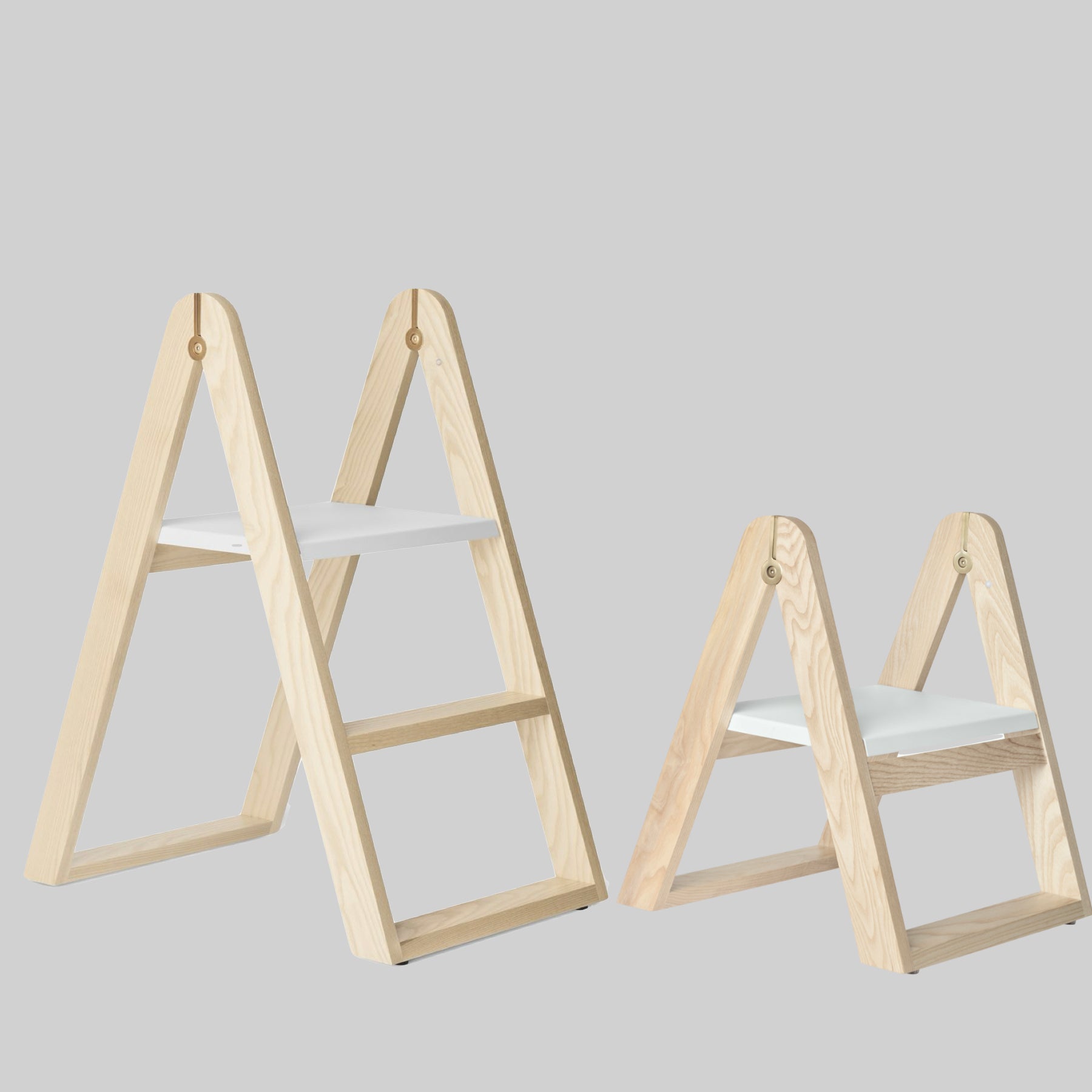 REECH Step Ladder, Ash