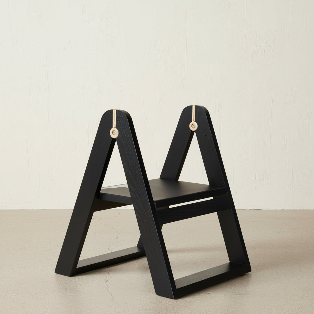 REECH Step Stool, Black