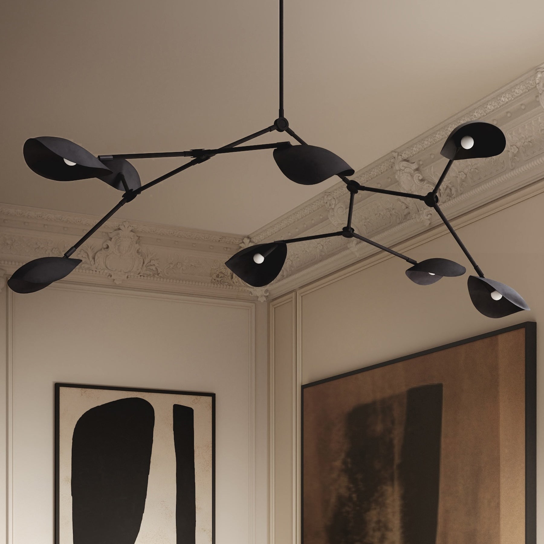 Stingray Chandelier, Grande - Burned Black with Rods