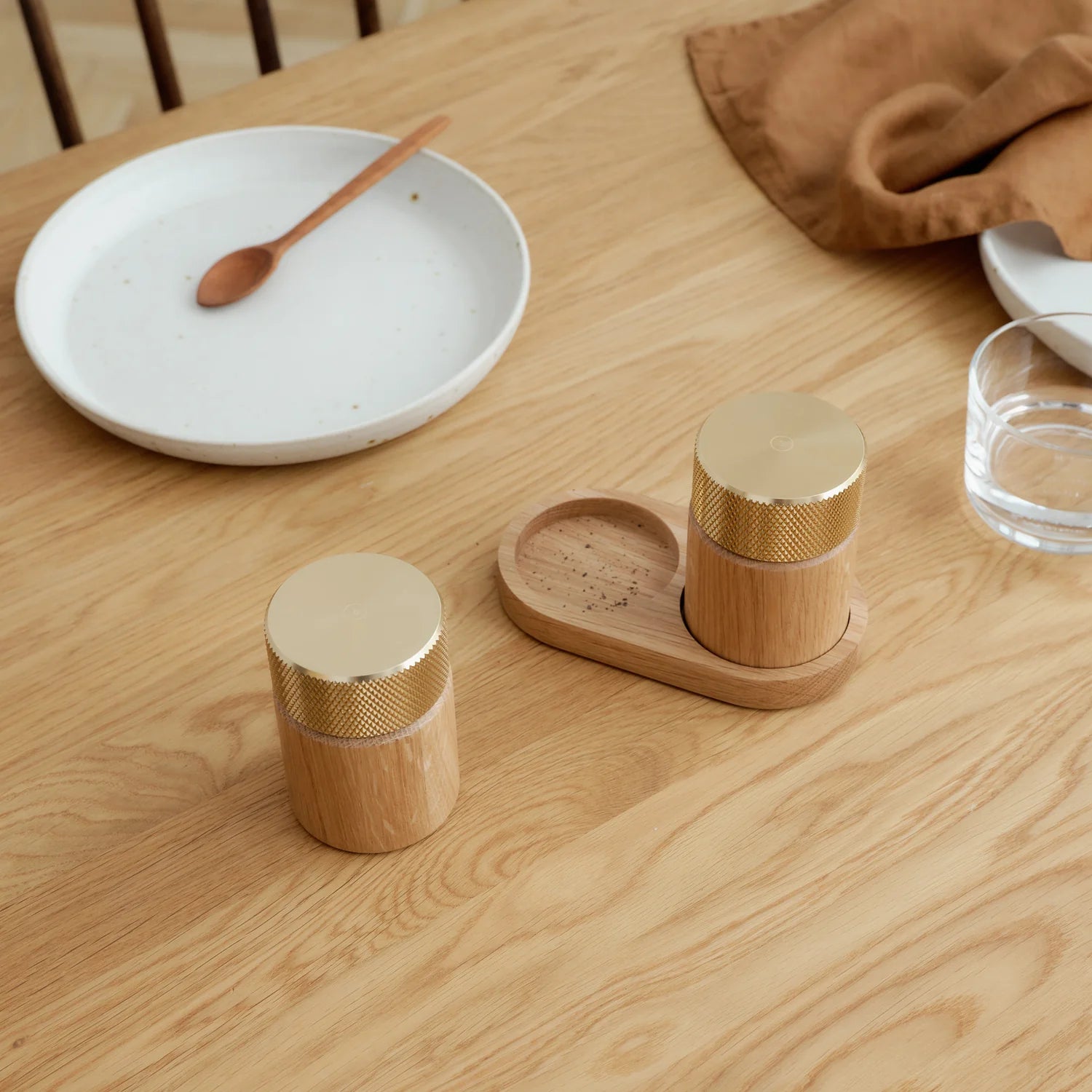 SINA salt & pepper mill set - oak/brass*