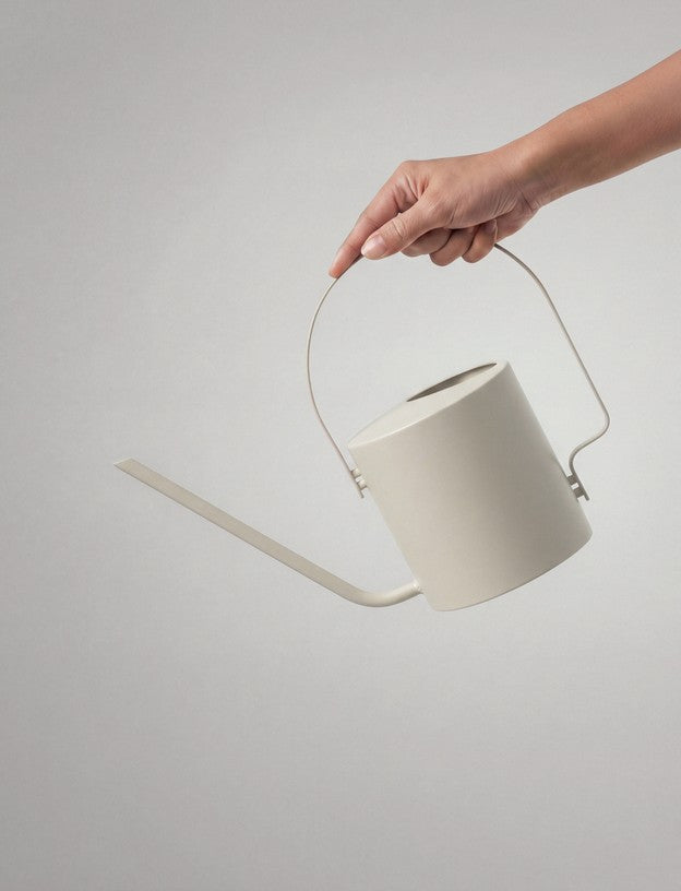 Original watering can Sand