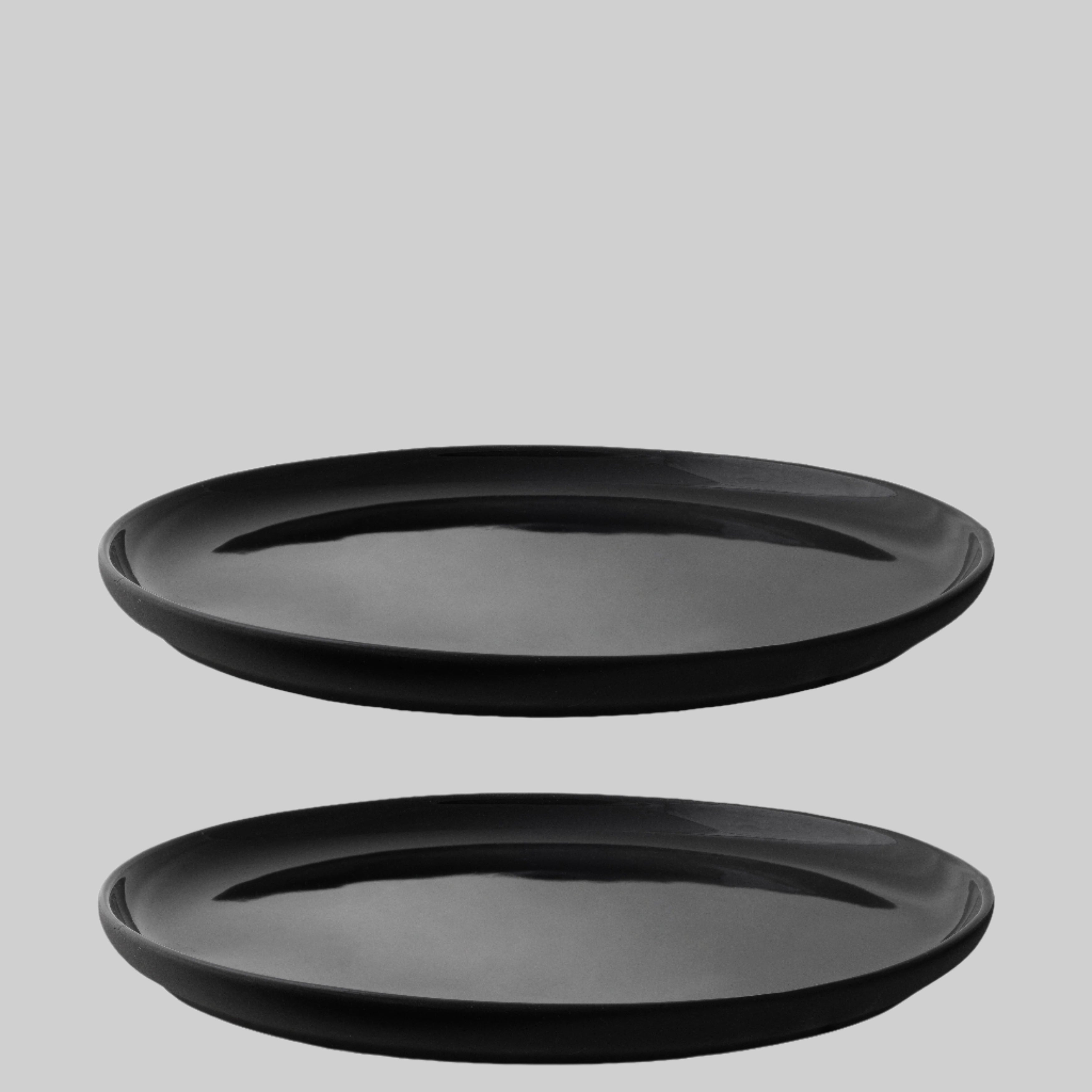 Theo plate,  Black - set of 2