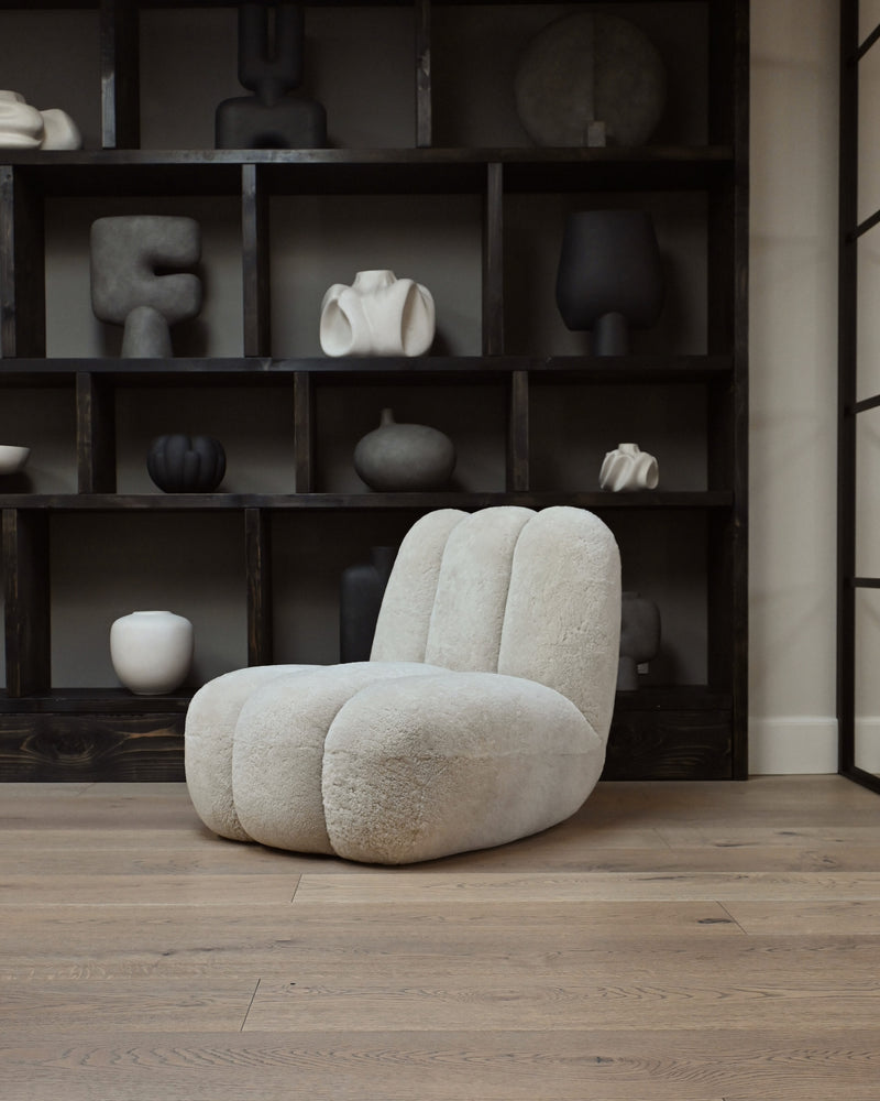 Toe Chair - Sheepskin, Sandshell*