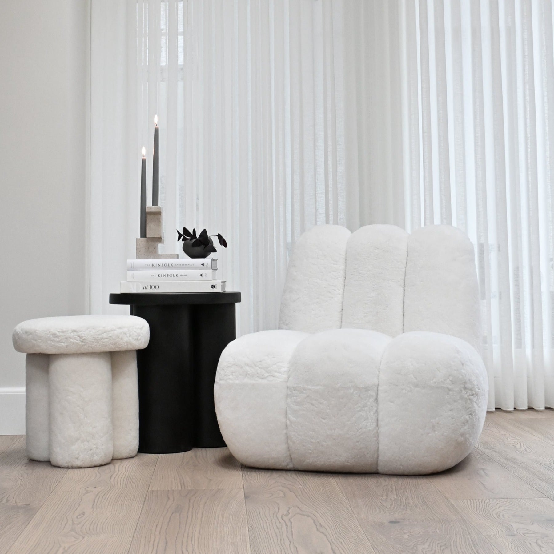 Toe Chair - Sheepskin, Off-White