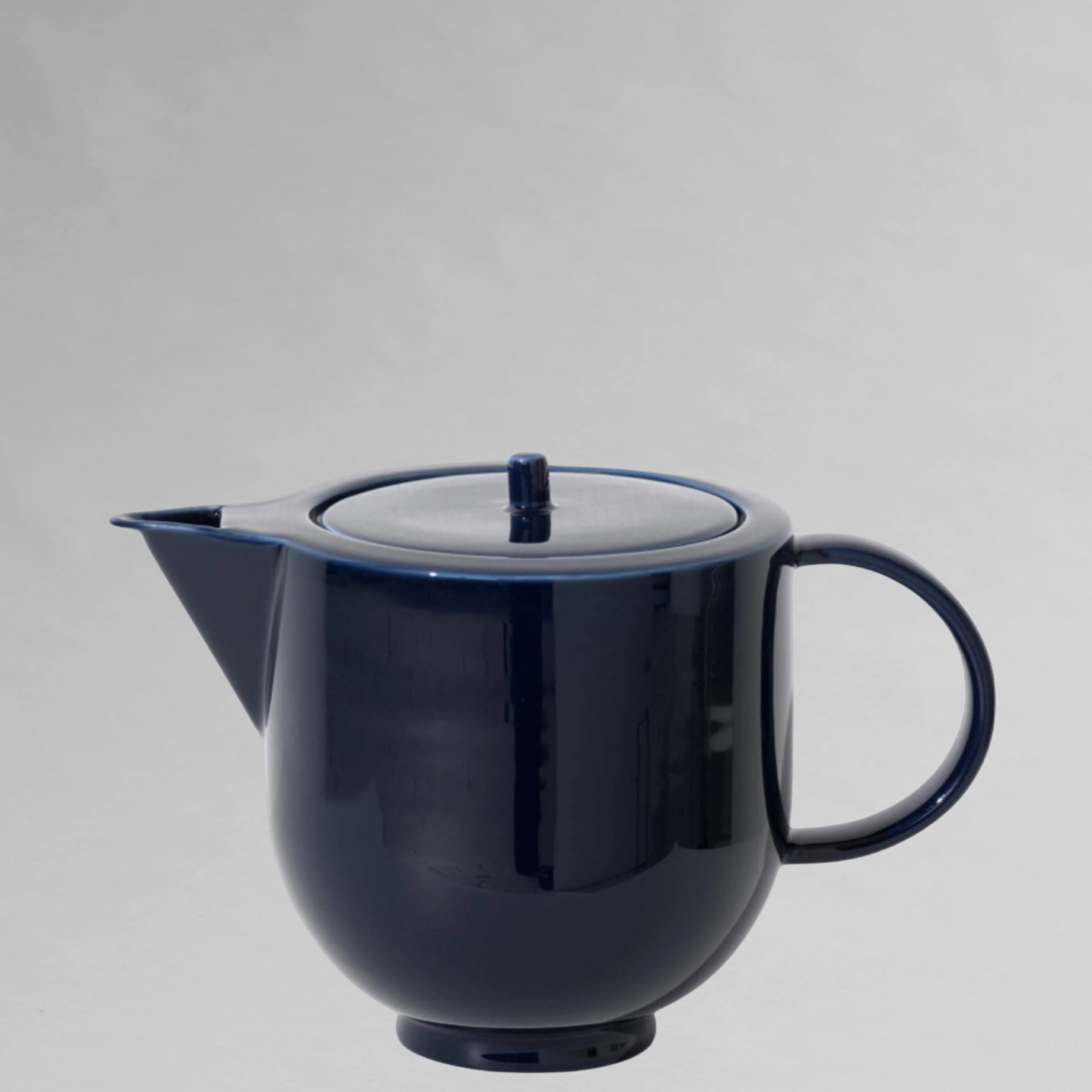 YOKO teapot , dark navy blue