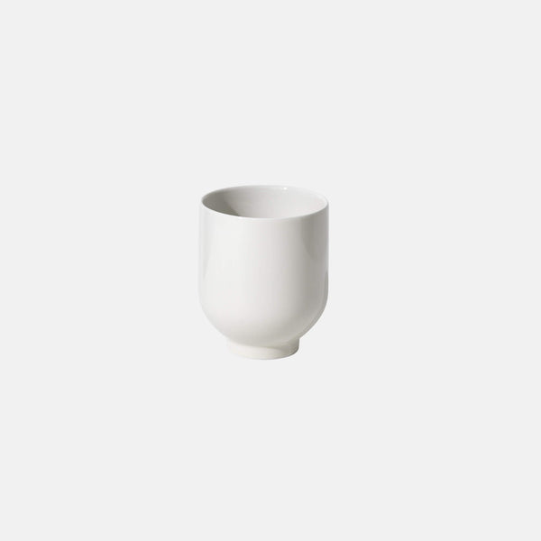 White cylindrical tea mug, front view