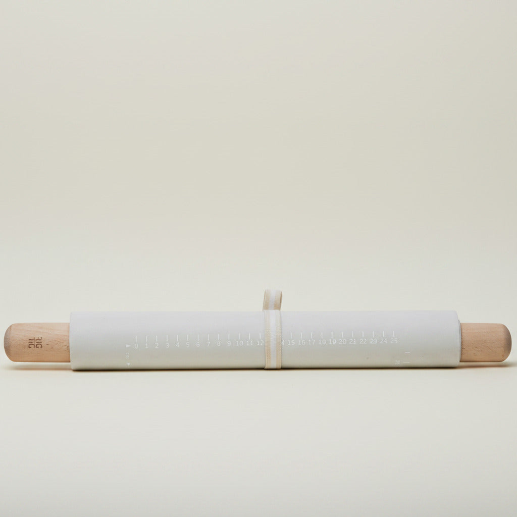 BAKE-IT rolling pin and baking mat - light grey